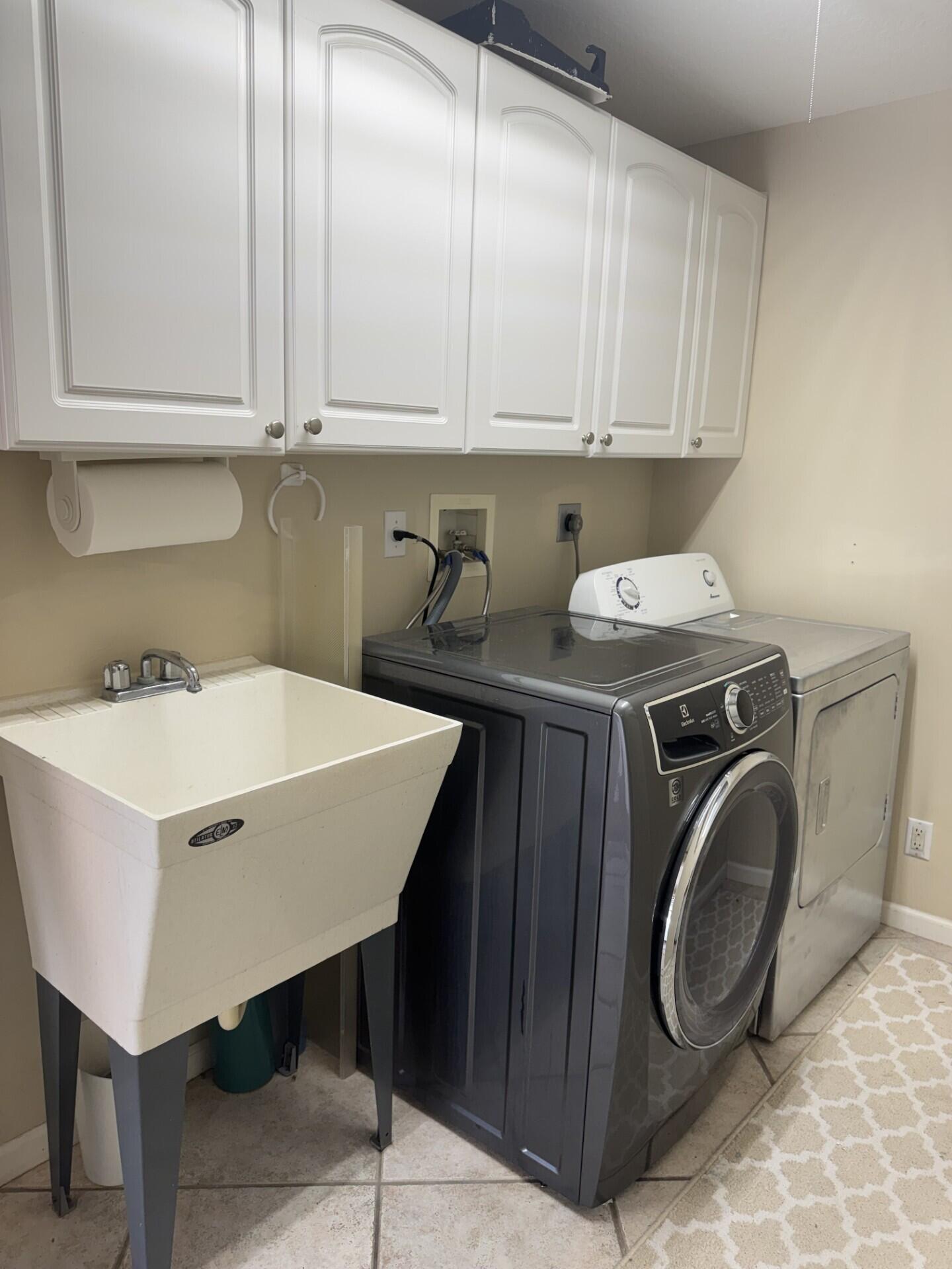 HIGHLAND GLEN - Residential