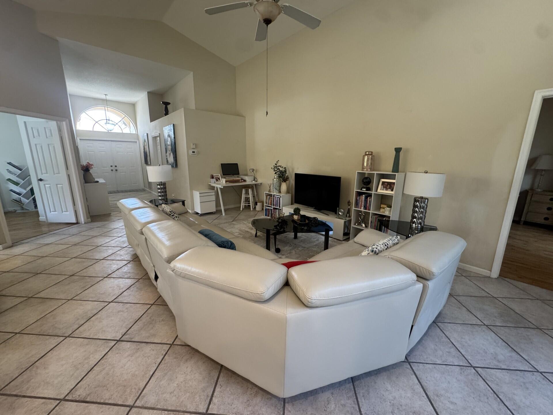 HIGHLAND GLEN - Residential