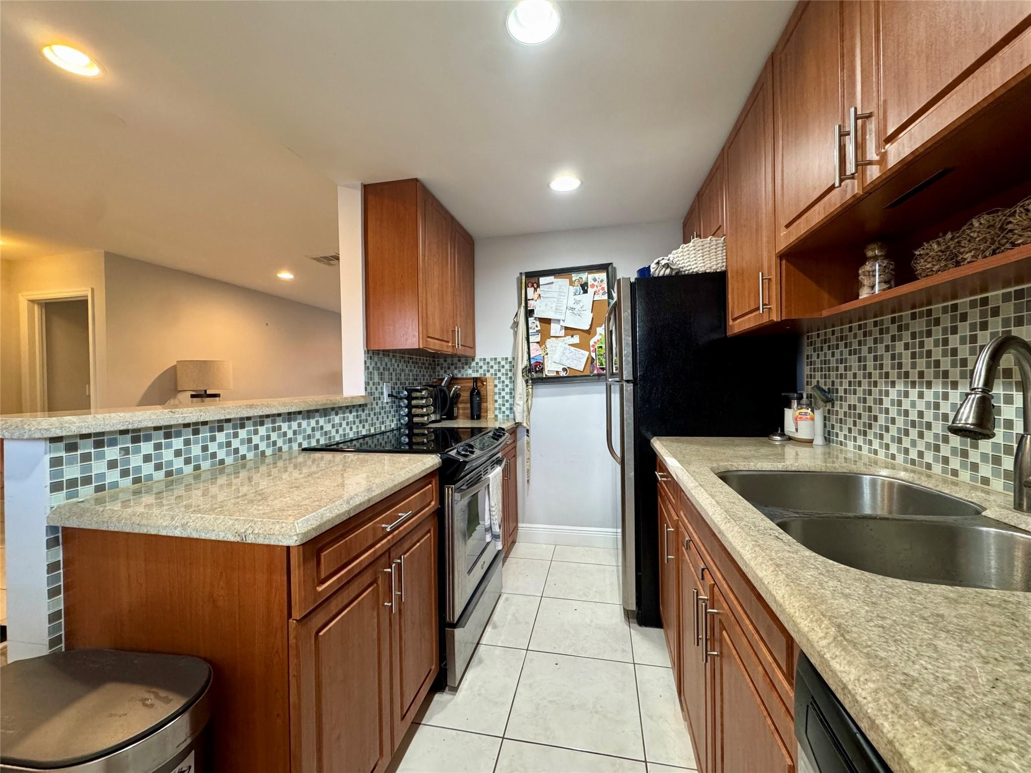 CHATEAU TERESE CONDOMINIUM - Residential