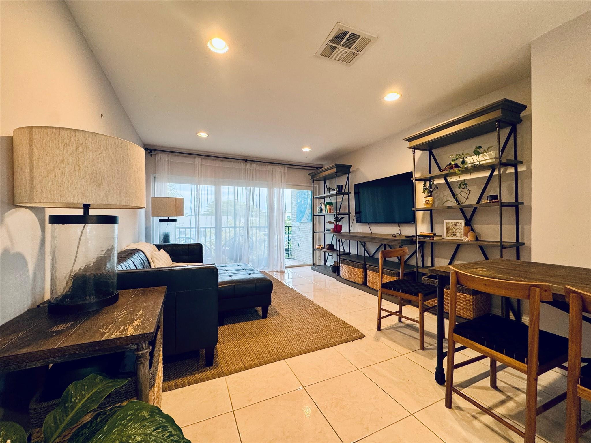 CHATEAU TERESE CONDOMINIUM - Residential