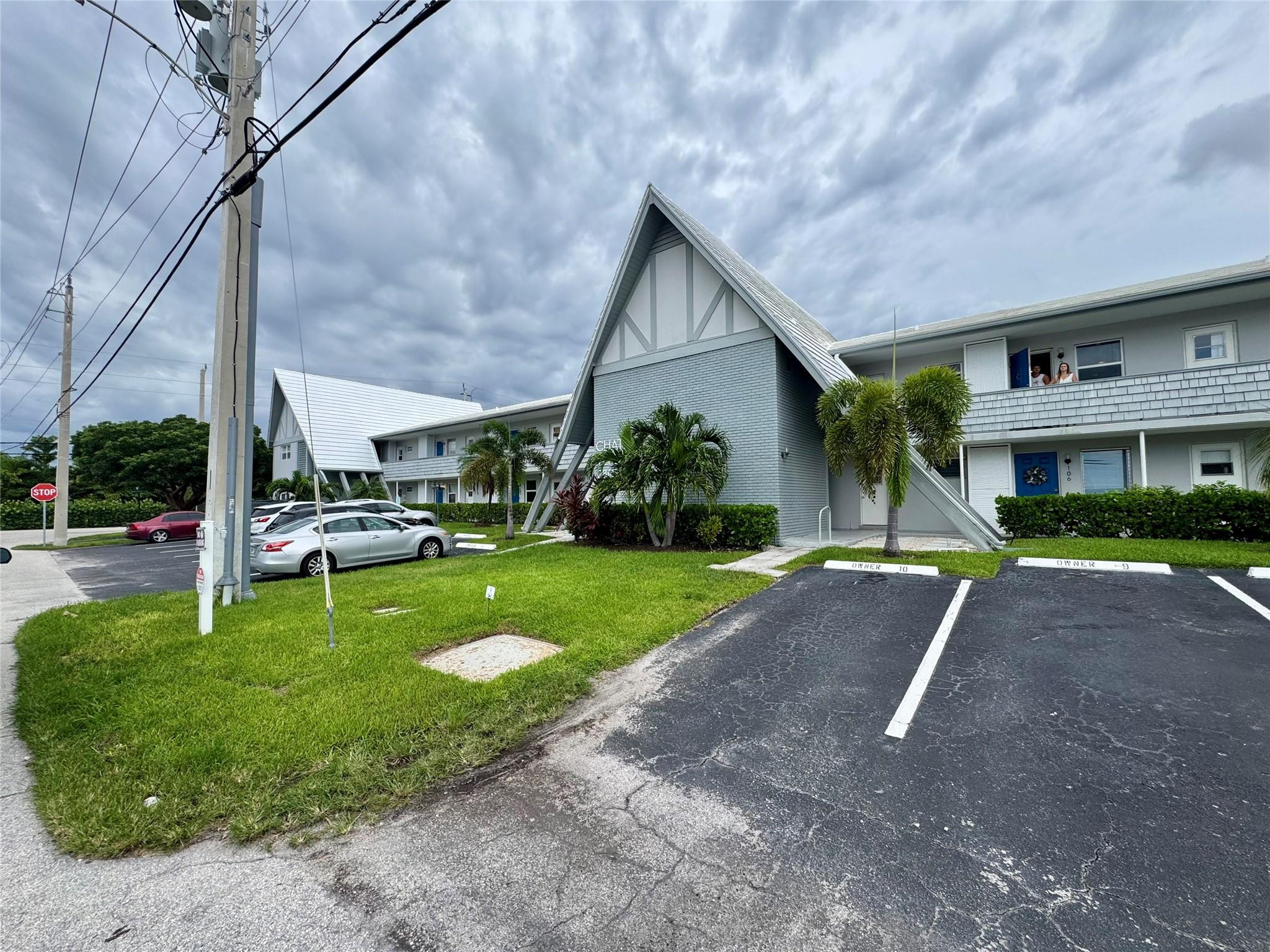 CHATEAU TERESE CONDOMINIUM - Residential