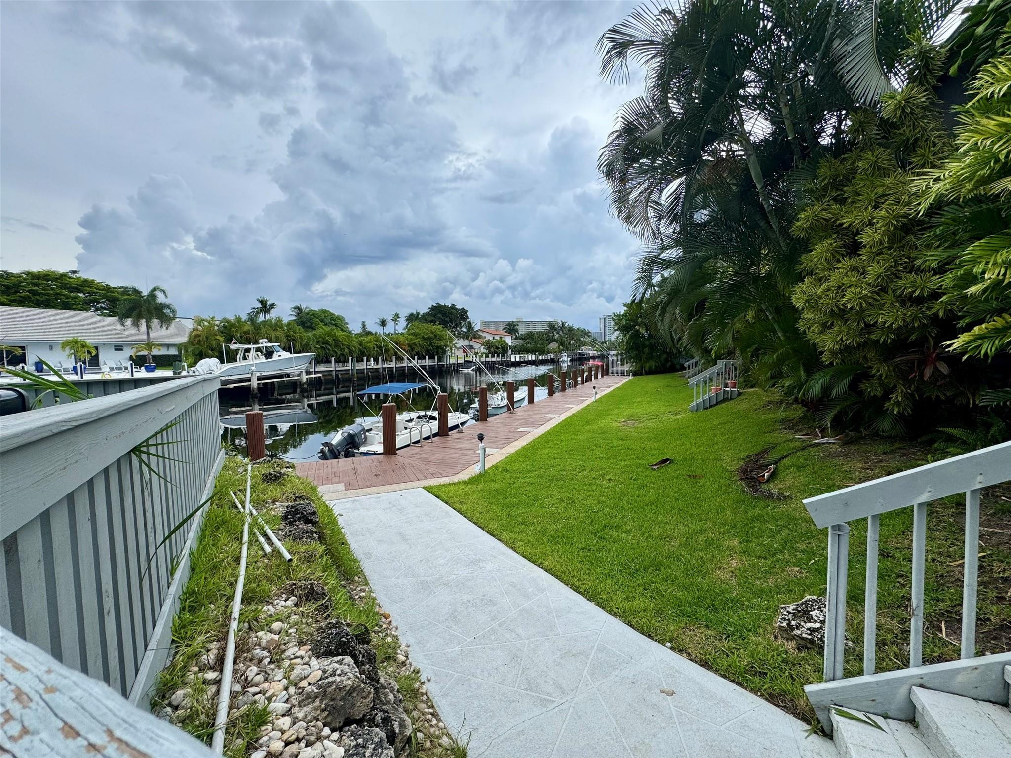 CHATEAU TERESE CONDOMINIUM - Residential