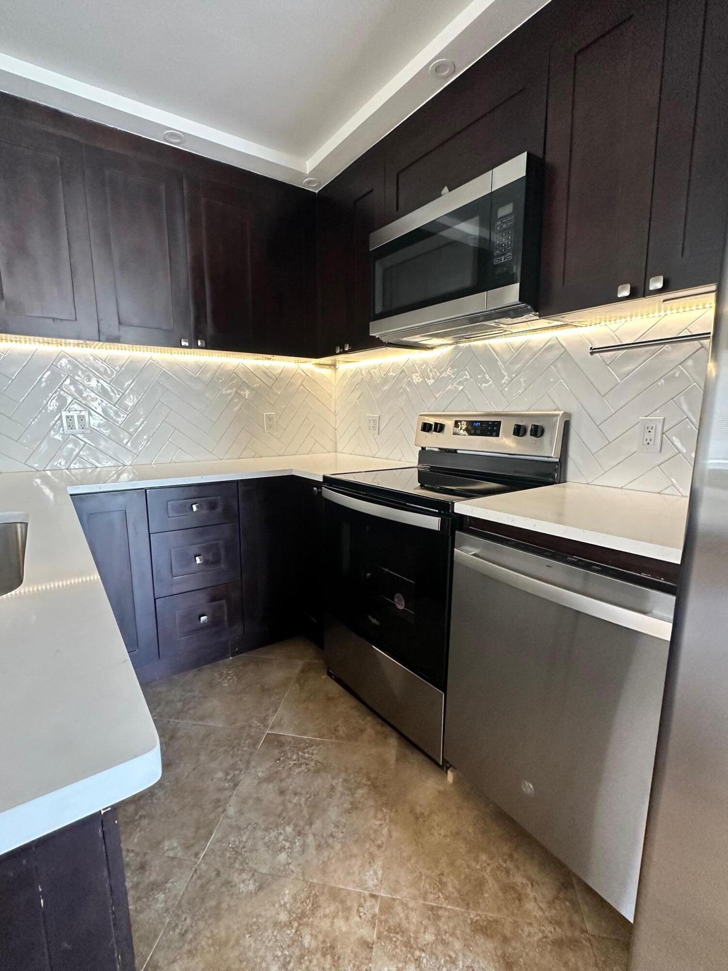 TERRACE CONDOS INC - Residential Lease