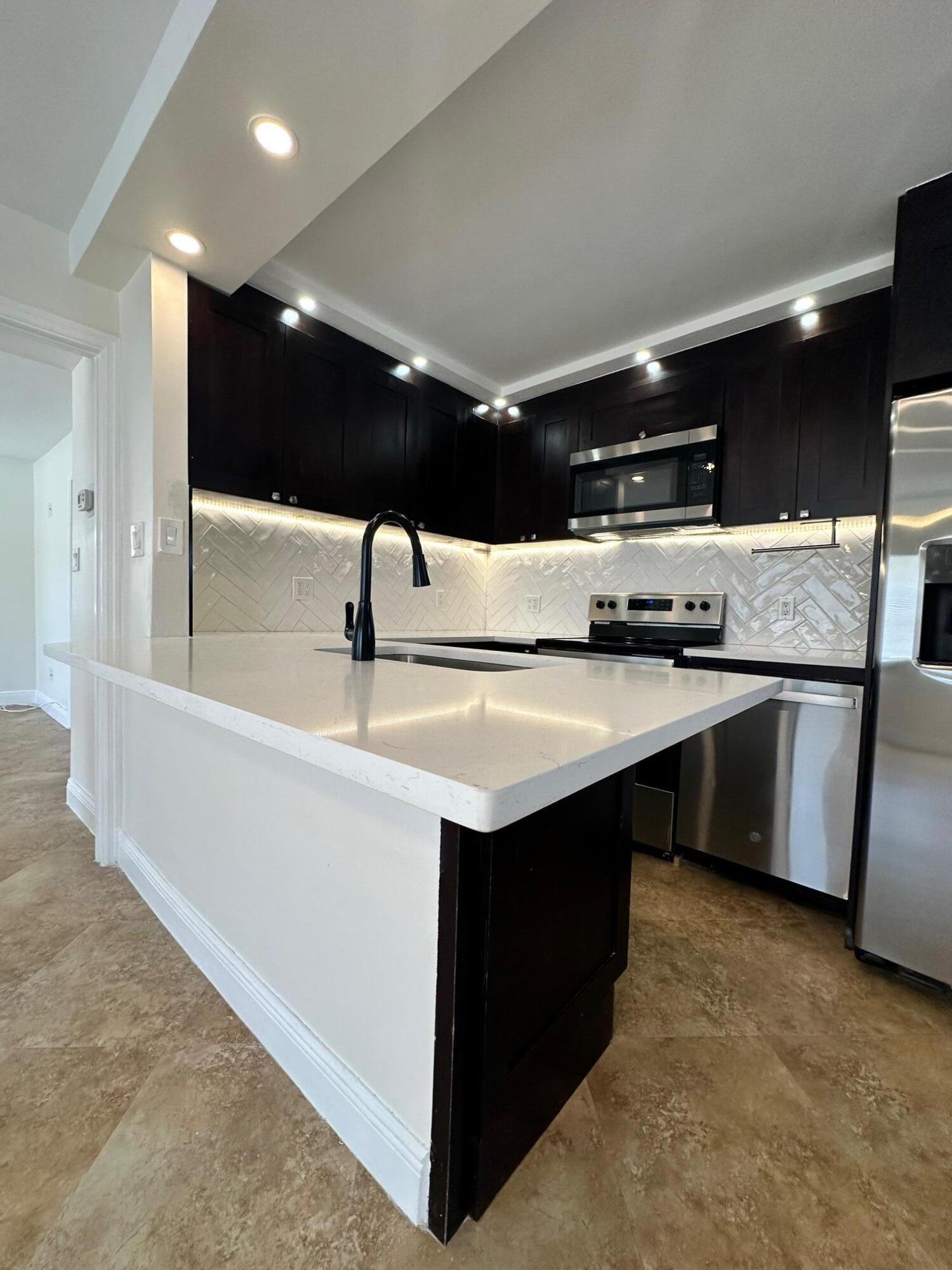 TERRACE CONDOS INC - Residential Lease