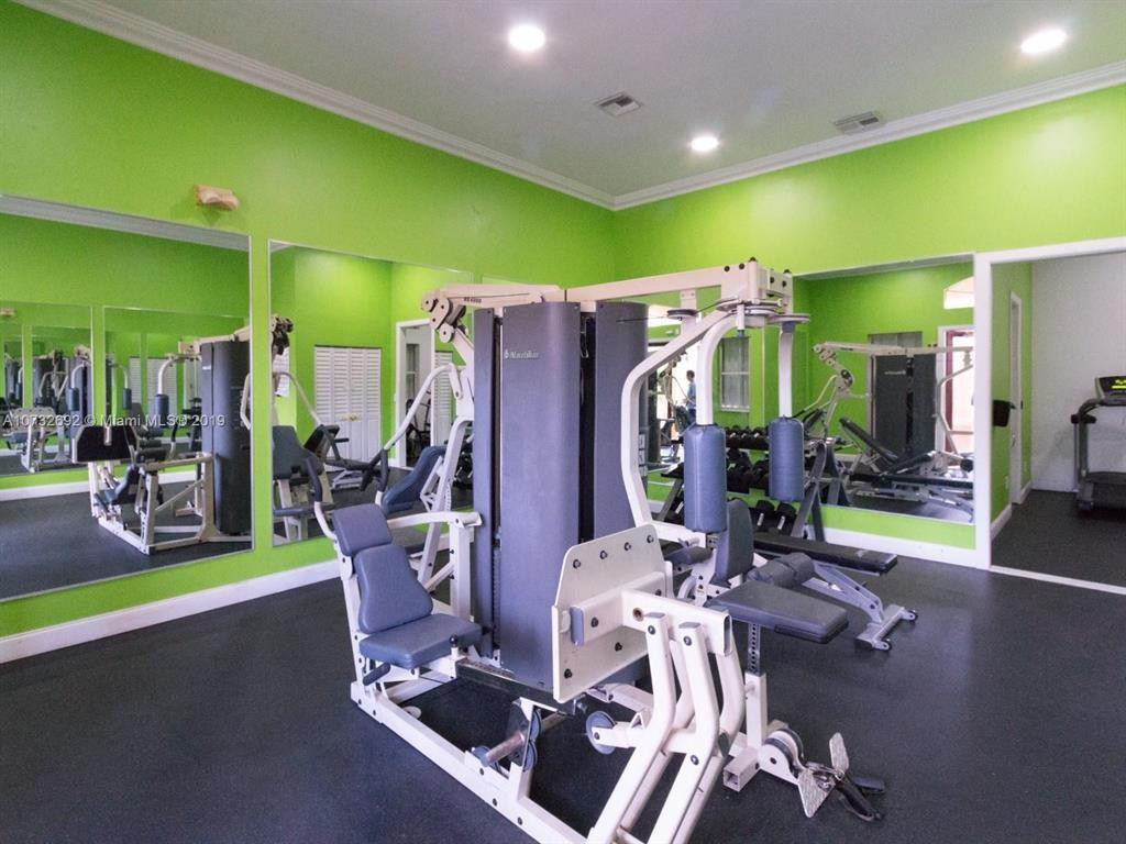 LA VIA CONDO - Residential Lease