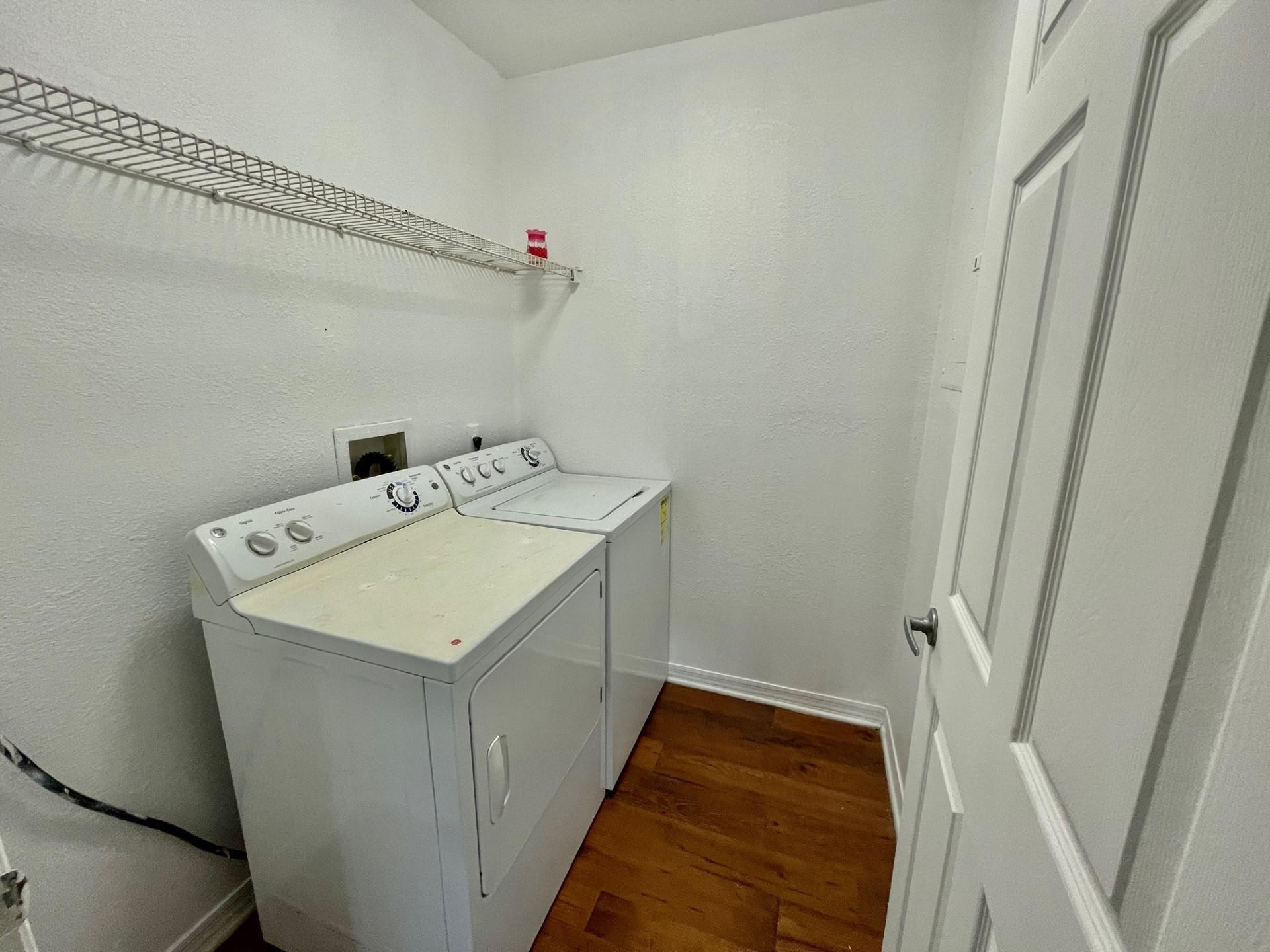 LA VIA CONDO - Residential Lease