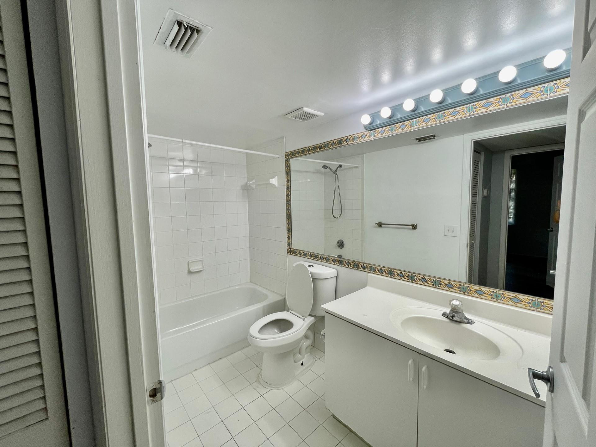 LA VIA CONDO - Residential Lease