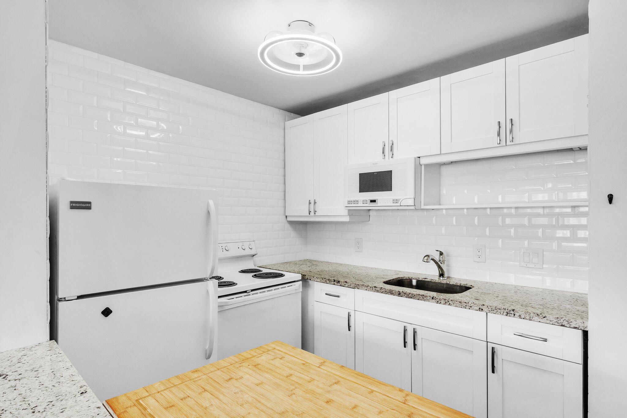 WESTBURY G CONDO - Residential Lease