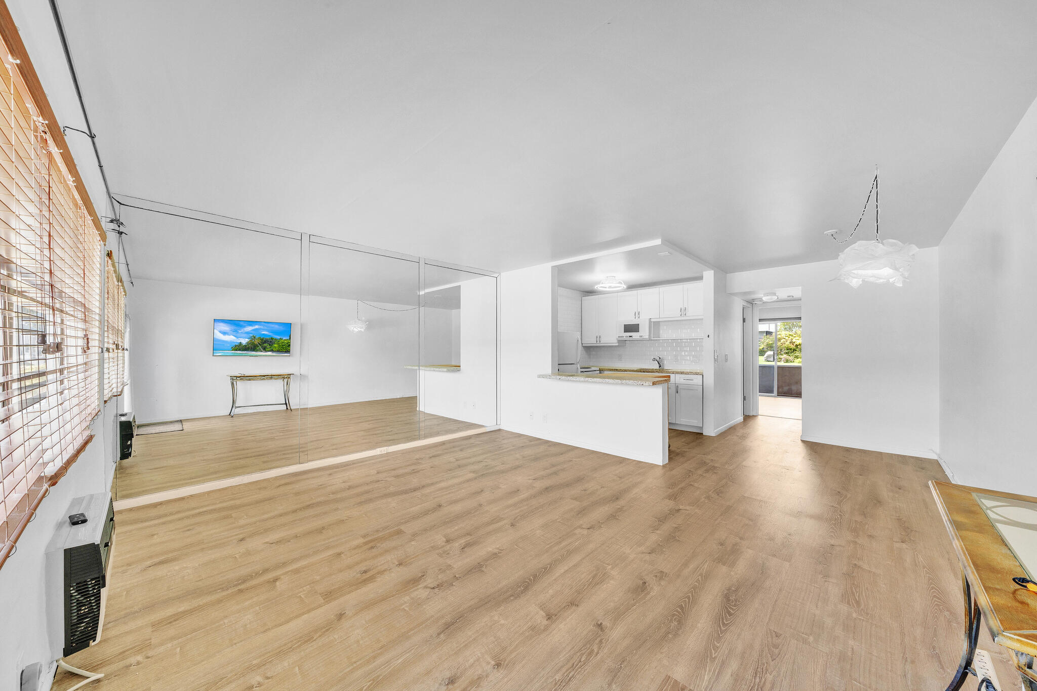 WESTBURY G CONDO - Residential Lease