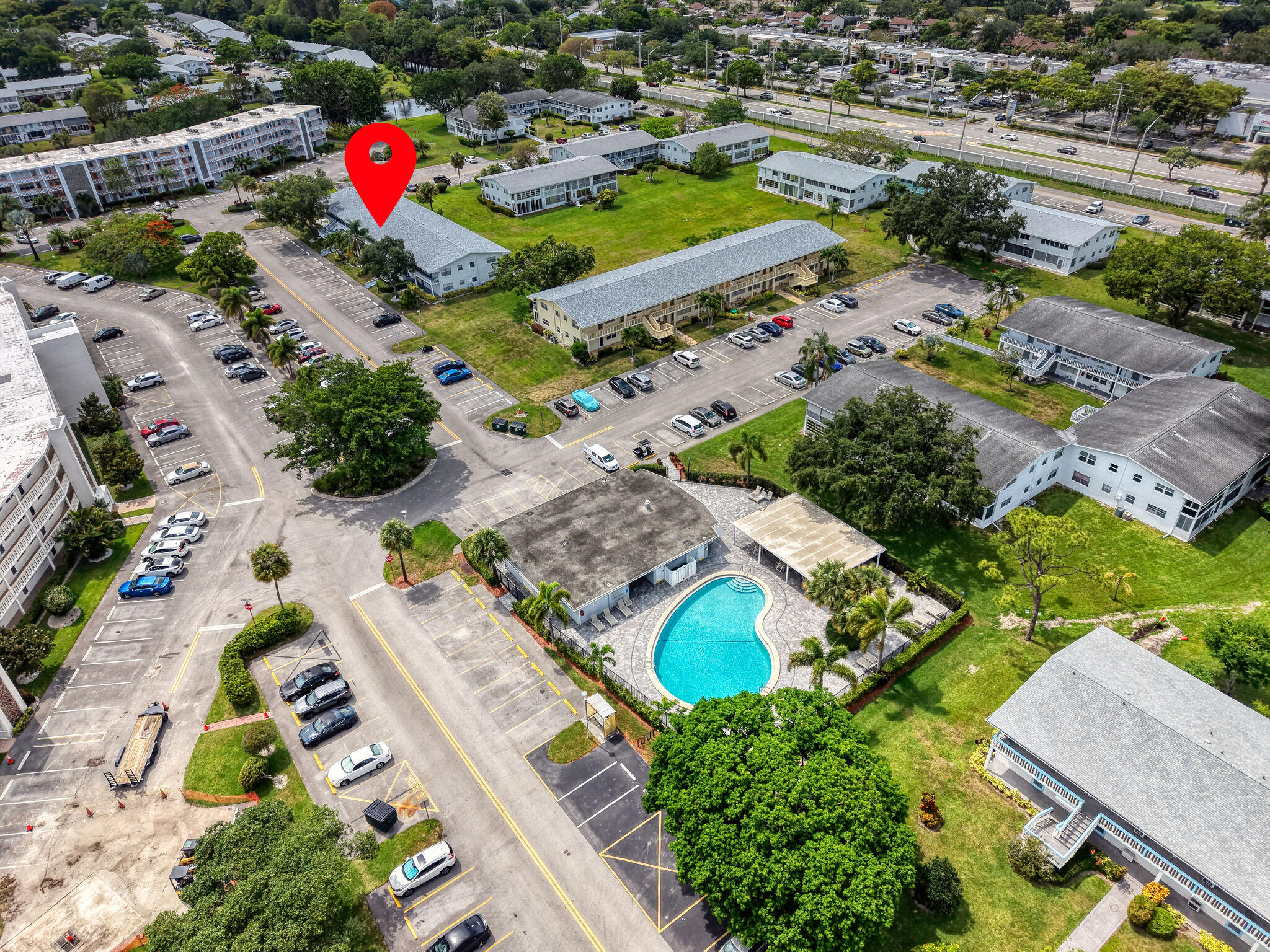 WESTBURY G CONDO - Residential Lease