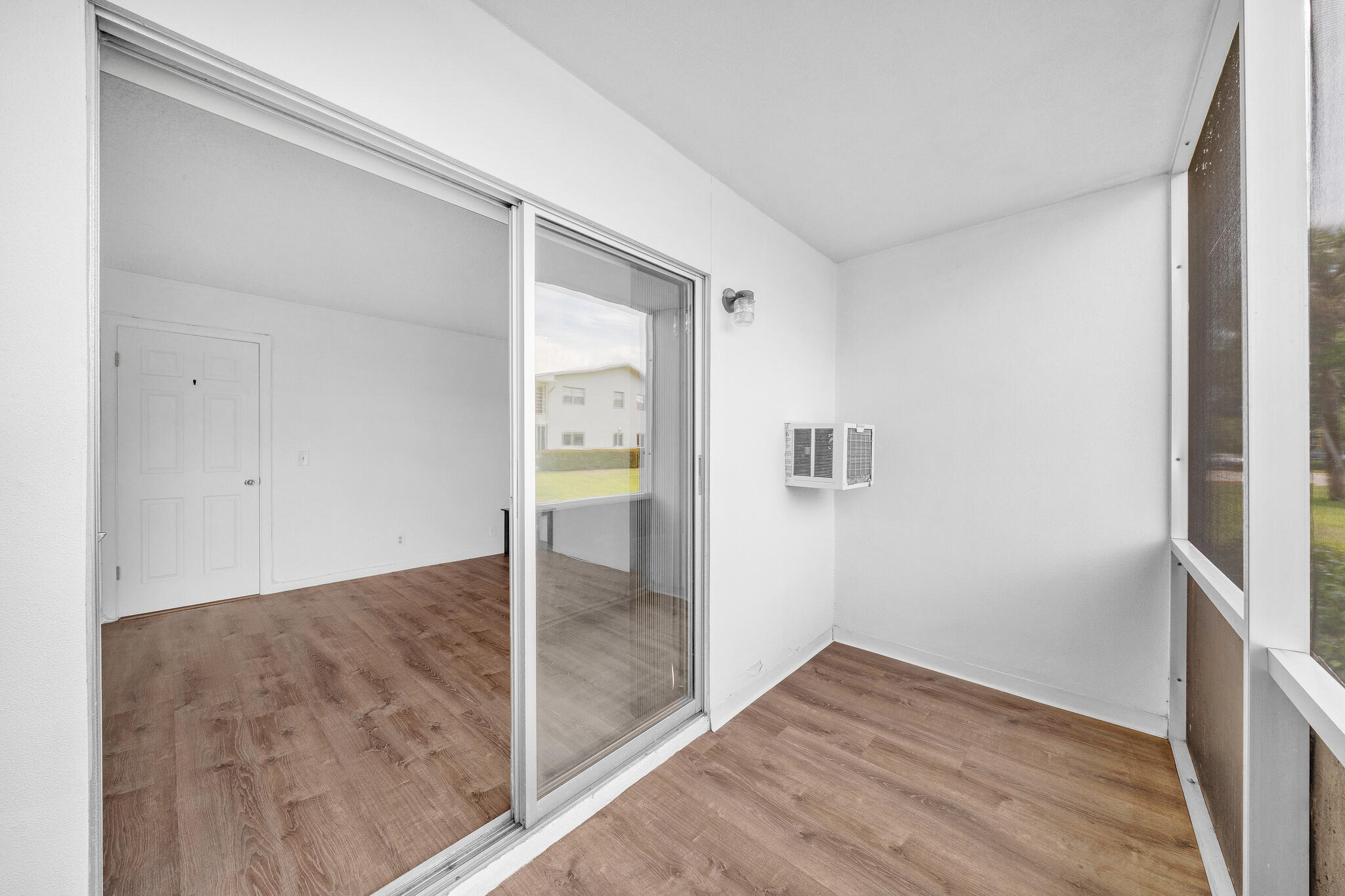 WESTBURY G CONDO - Residential Lease