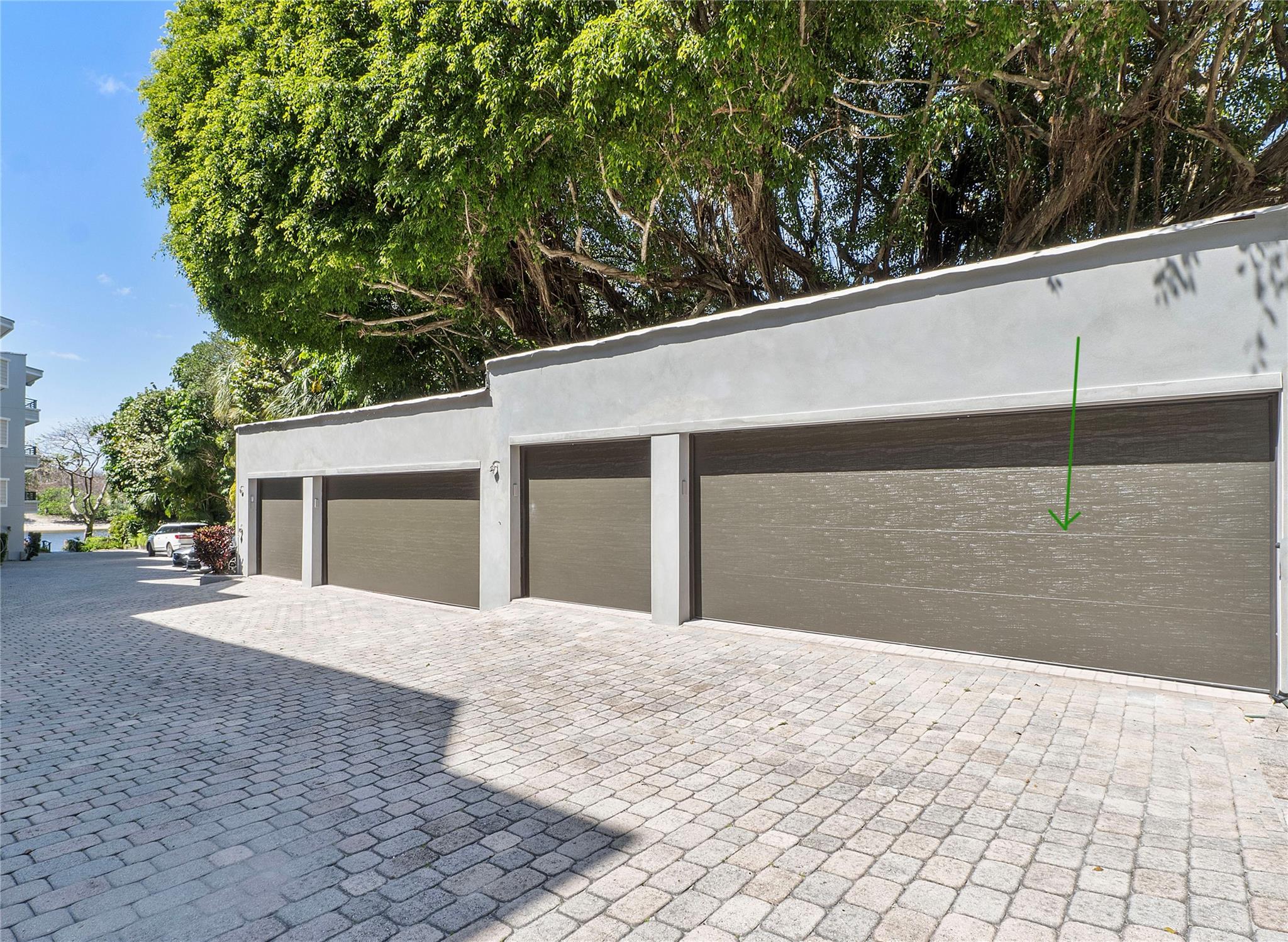 HARBORSIDE 1170 - Residential