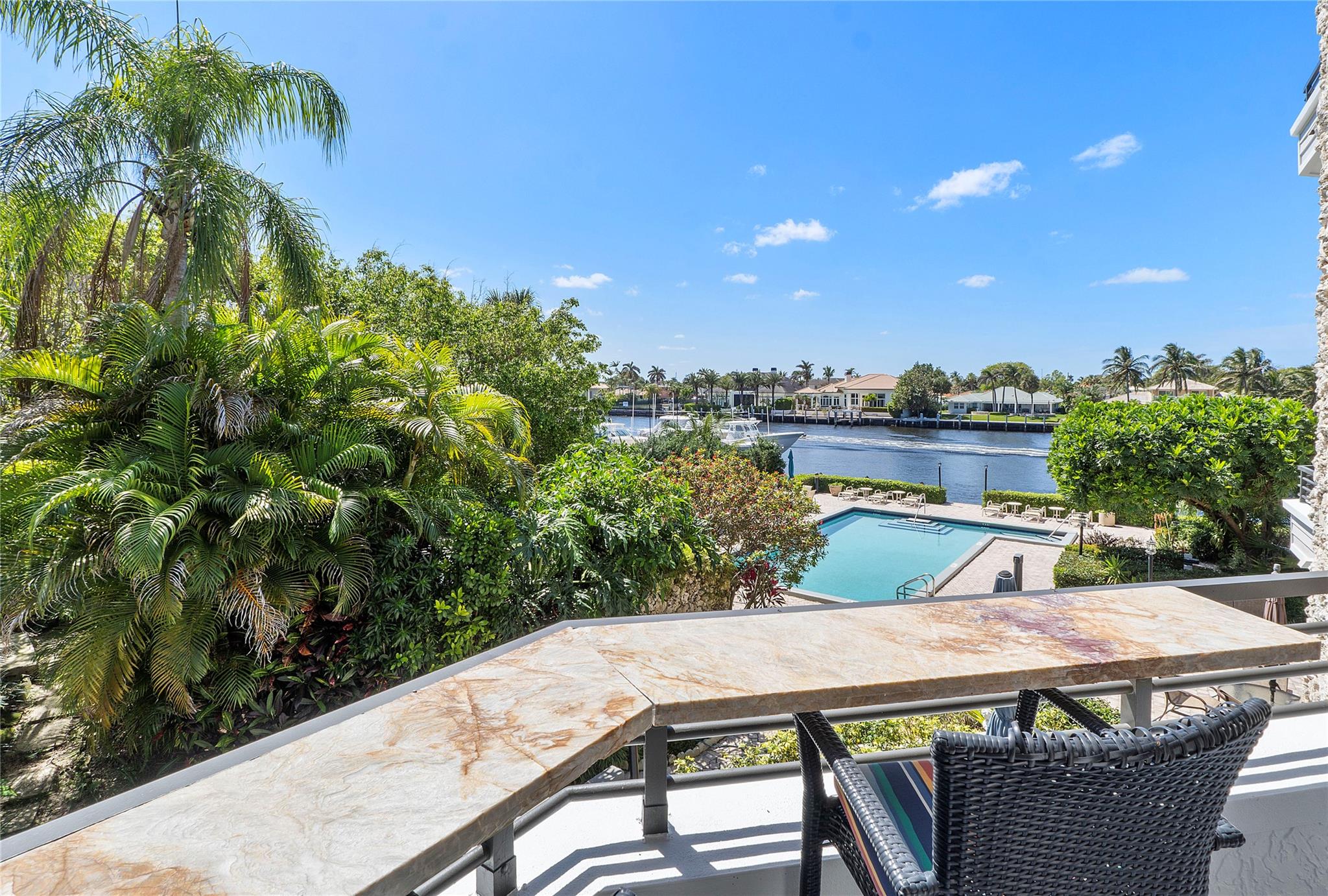 HARBORSIDE 1170 - Residential