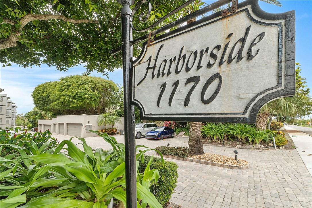 HARBORSIDE 1170 - Residential