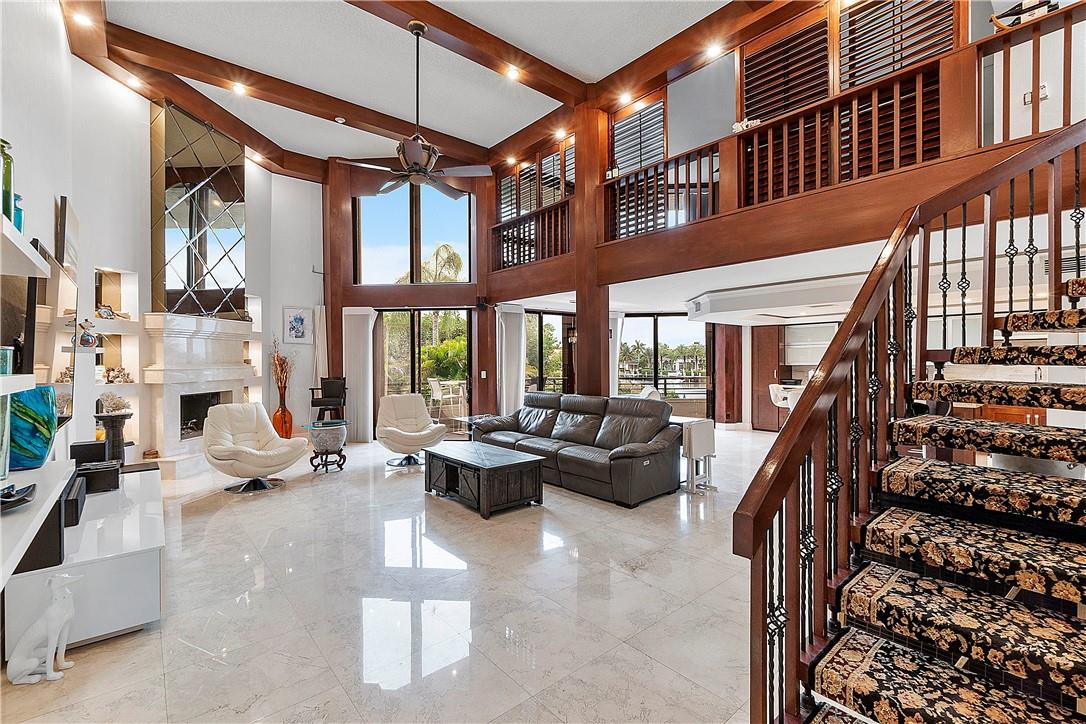 HARBORSIDE 1170 - Residential