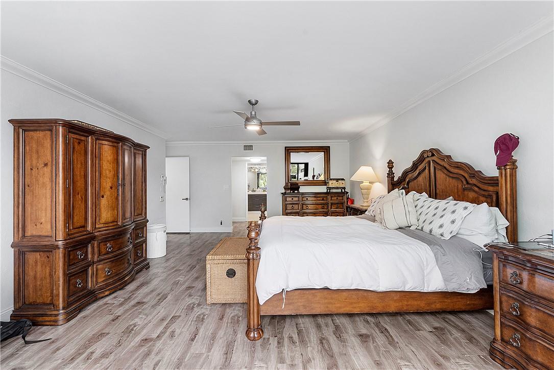 HARBORSIDE 1170 - Residential