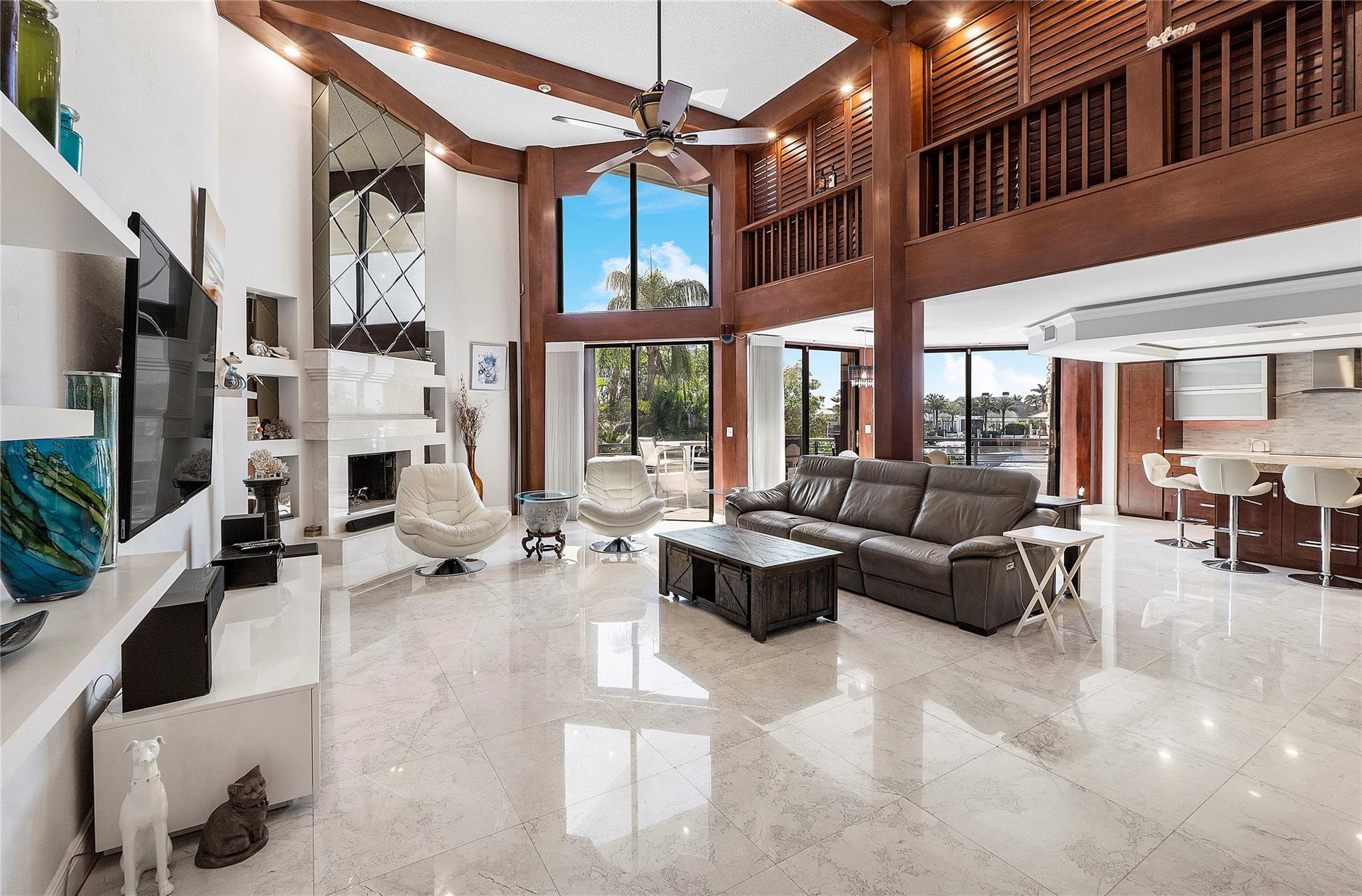HARBORSIDE 1170 - Residential