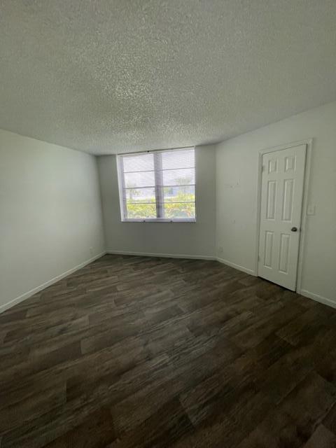 LAKE POINTE CONDOMINIUM NO FIVE - Residential Lease