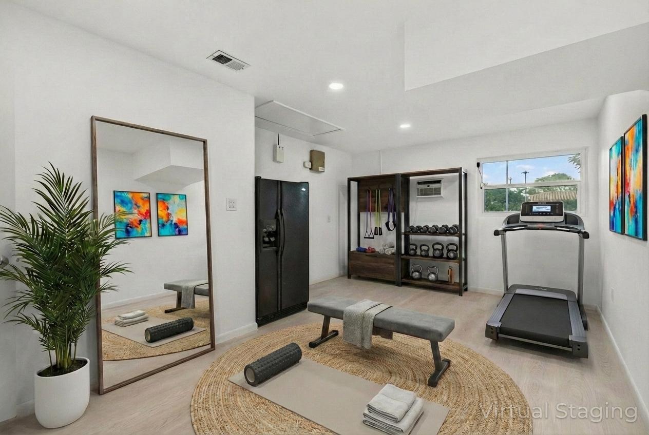 COUNTRY CLUB VILLAGE SEC B - Residential Lease