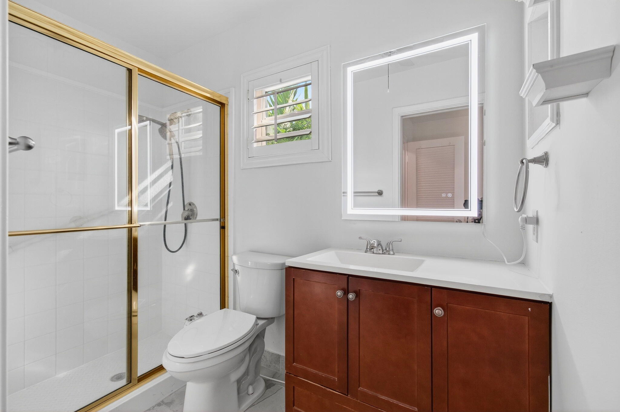 COUNTRY CLUB VILLAGE SEC B - Residential Lease