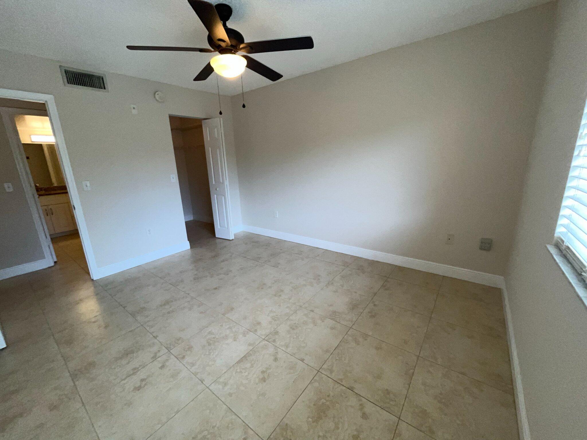 ST ANDREWS AT BOYNTON BEACH CONDO - Residential Lease