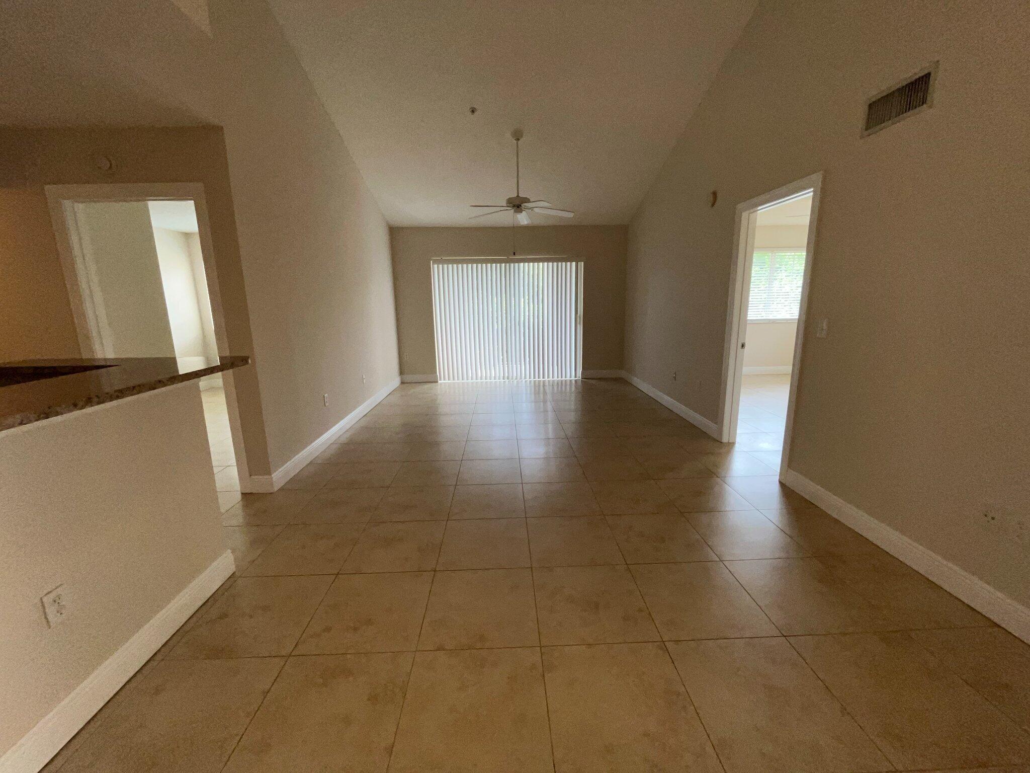 ST ANDREWS AT BOYNTON BEACH CONDO - Residential Lease