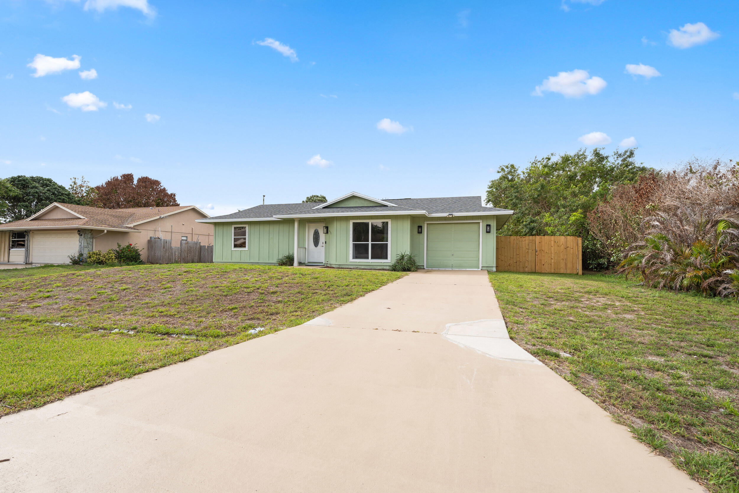 PORT ST LUCIE SECTION 5 - Residential