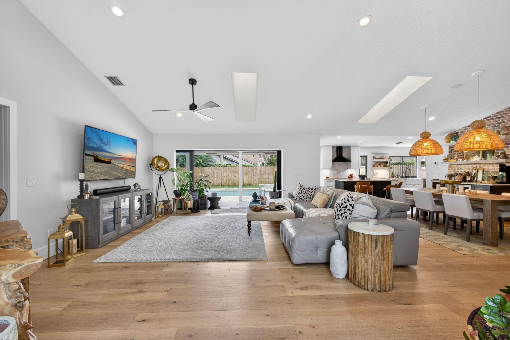 FRENCHMENS LANDING 3 - Residential Lease
