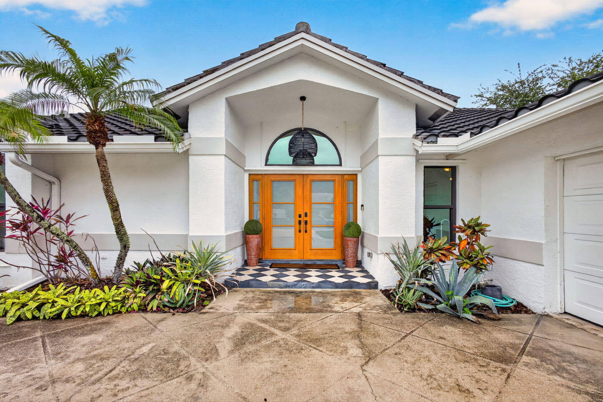 FRENCHMENS LANDING 3 - Residential Lease