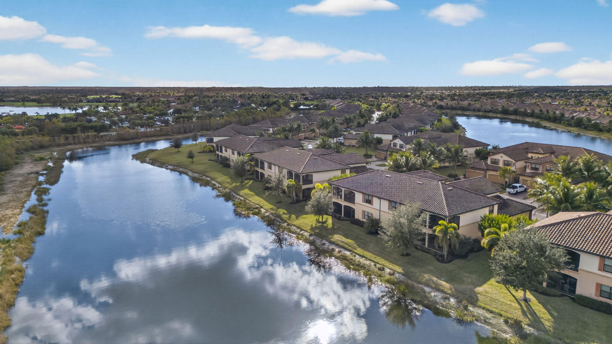 BONITA NATIONAL - Residential