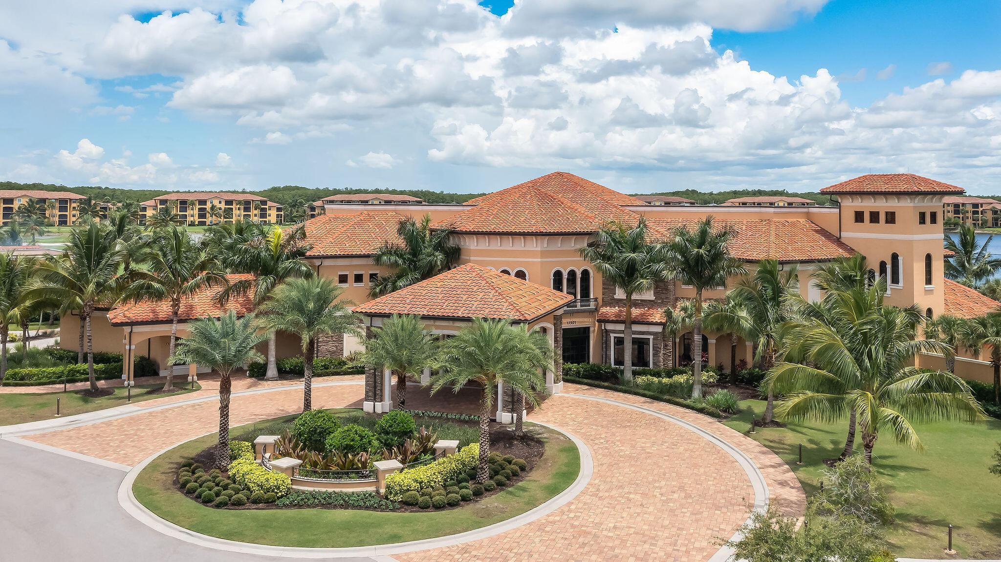 BONITA NATIONAL - Residential