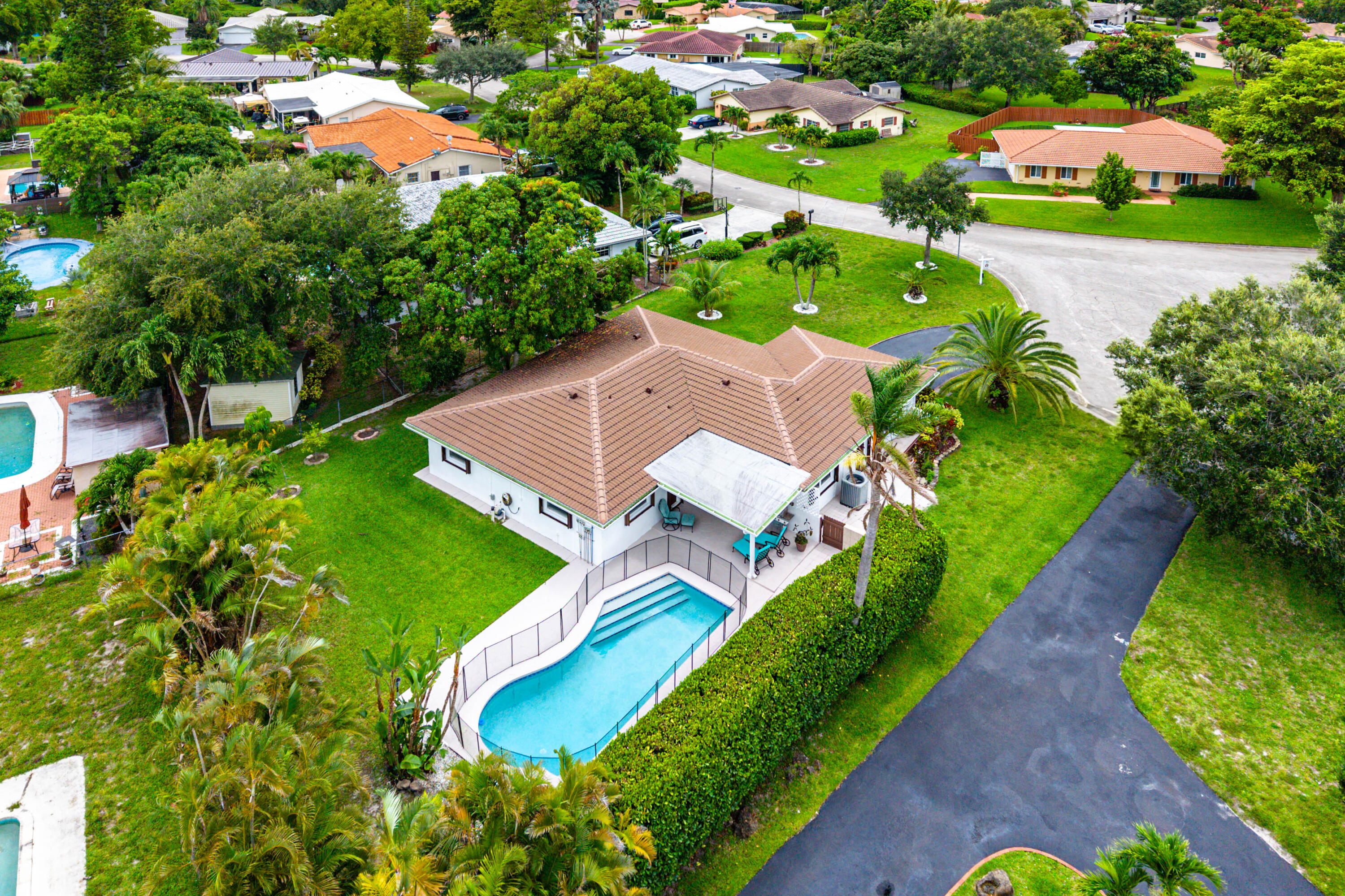 CHEVY CHASE - Residential