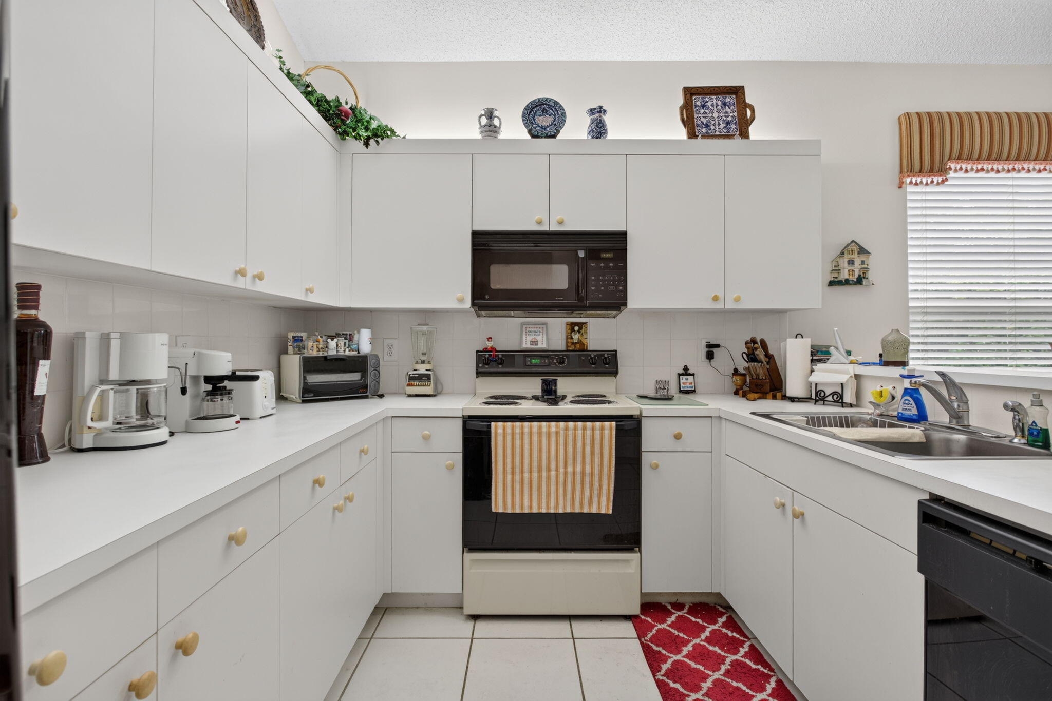 MAYFAIR AT PARKLAND - Residential