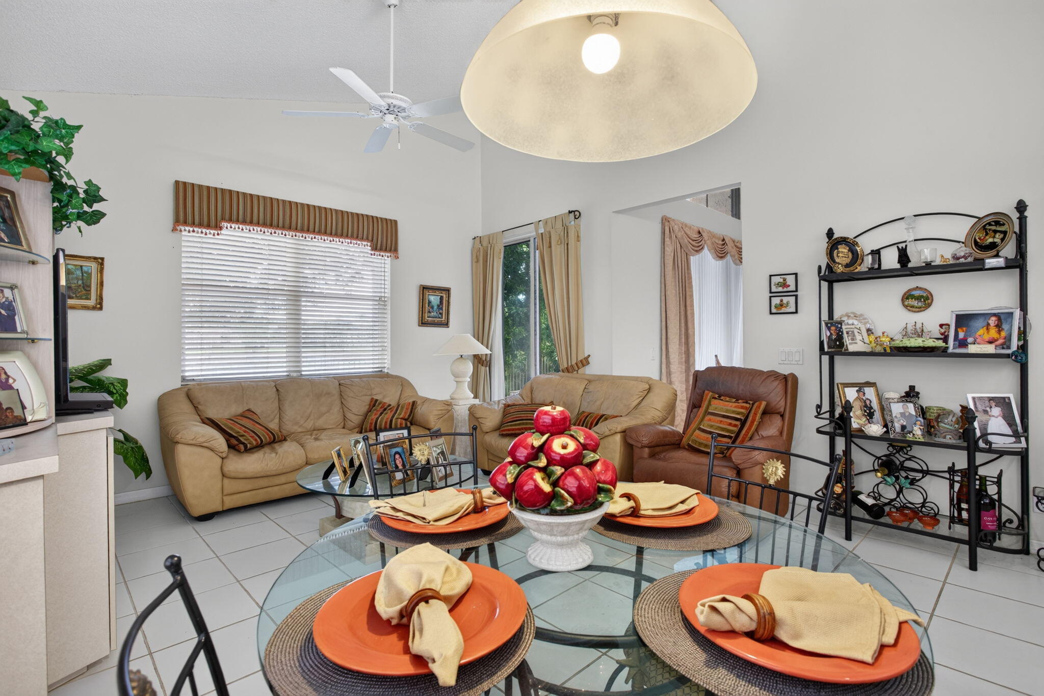 MAYFAIR AT PARKLAND - Residential