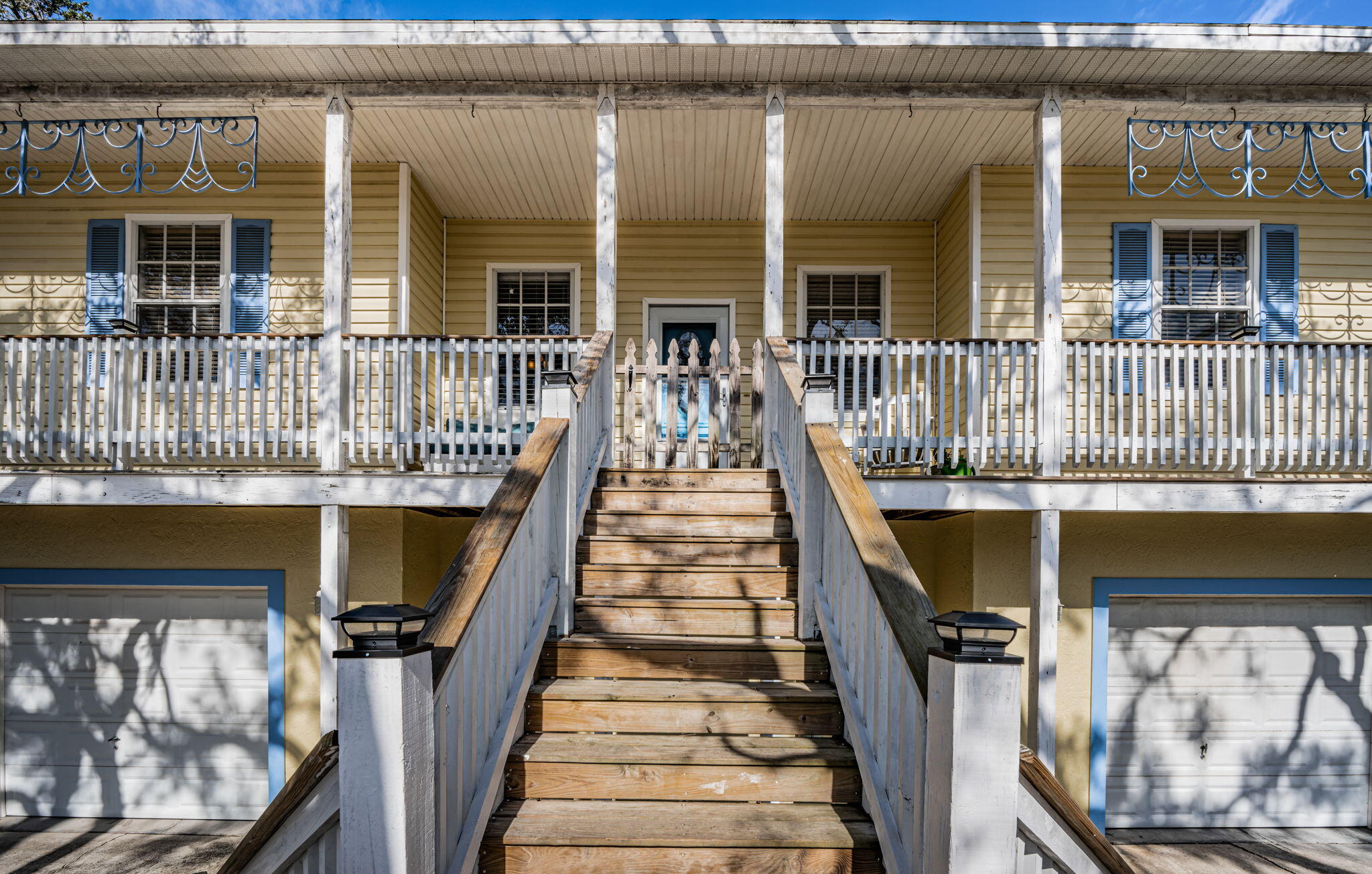 MARTHAS VINEYARD - Residential