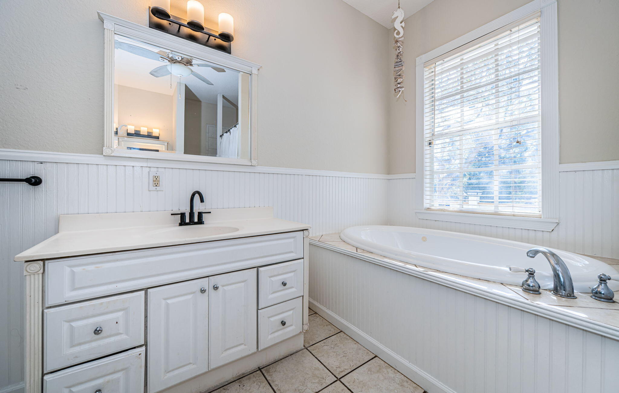 MARTHAS VINEYARD - Residential