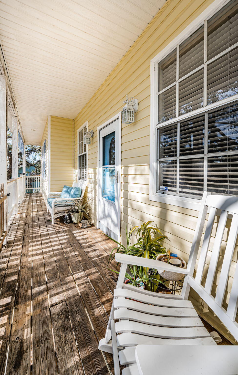 MARTHAS VINEYARD - Residential