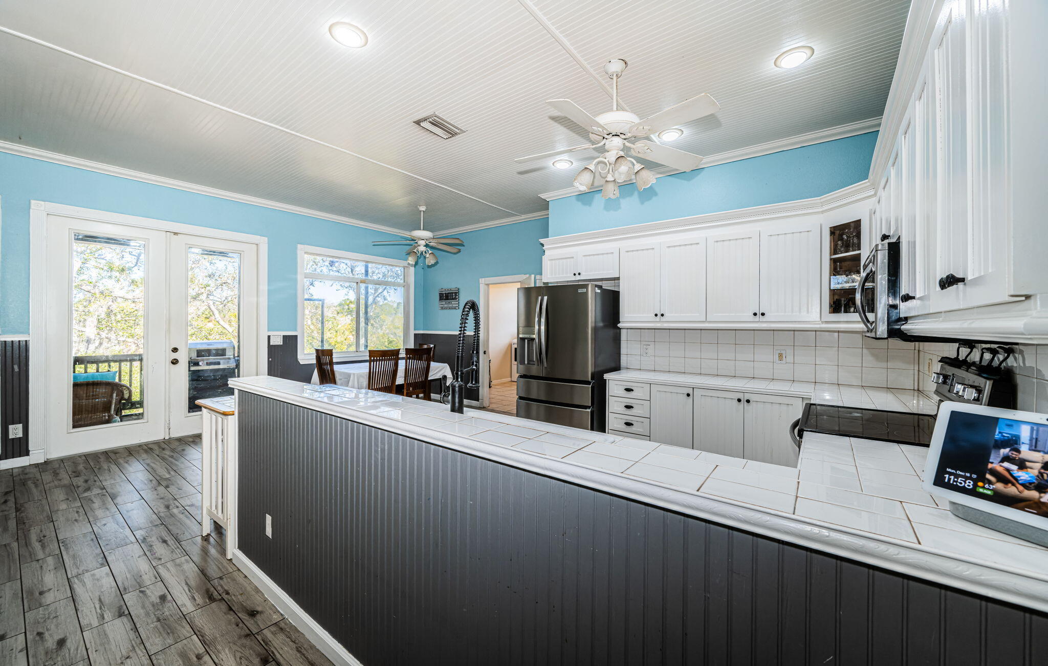 MARTHAS VINEYARD - Residential
