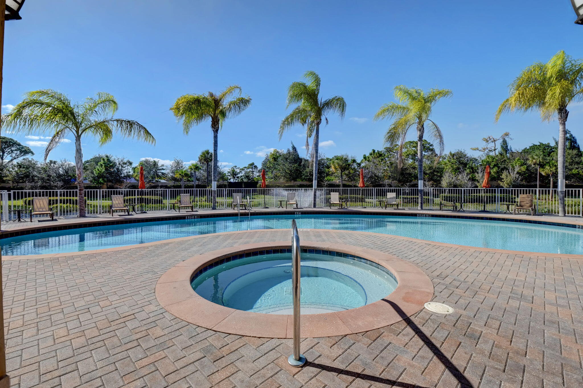 COLONY RESERVE AT LAKE WORTH - Residential