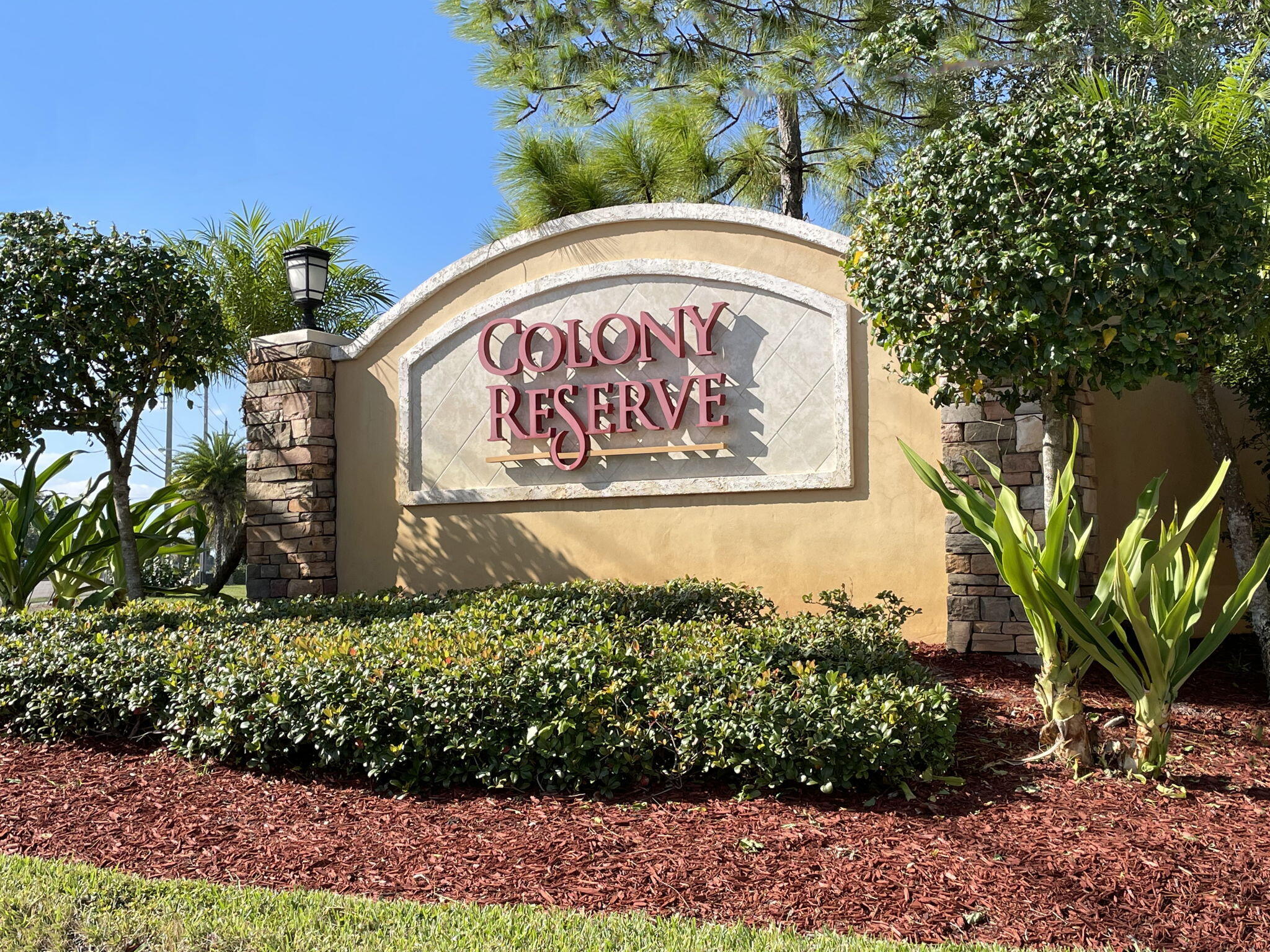 COLONY RESERVE AT LAKE WORTH - Residential