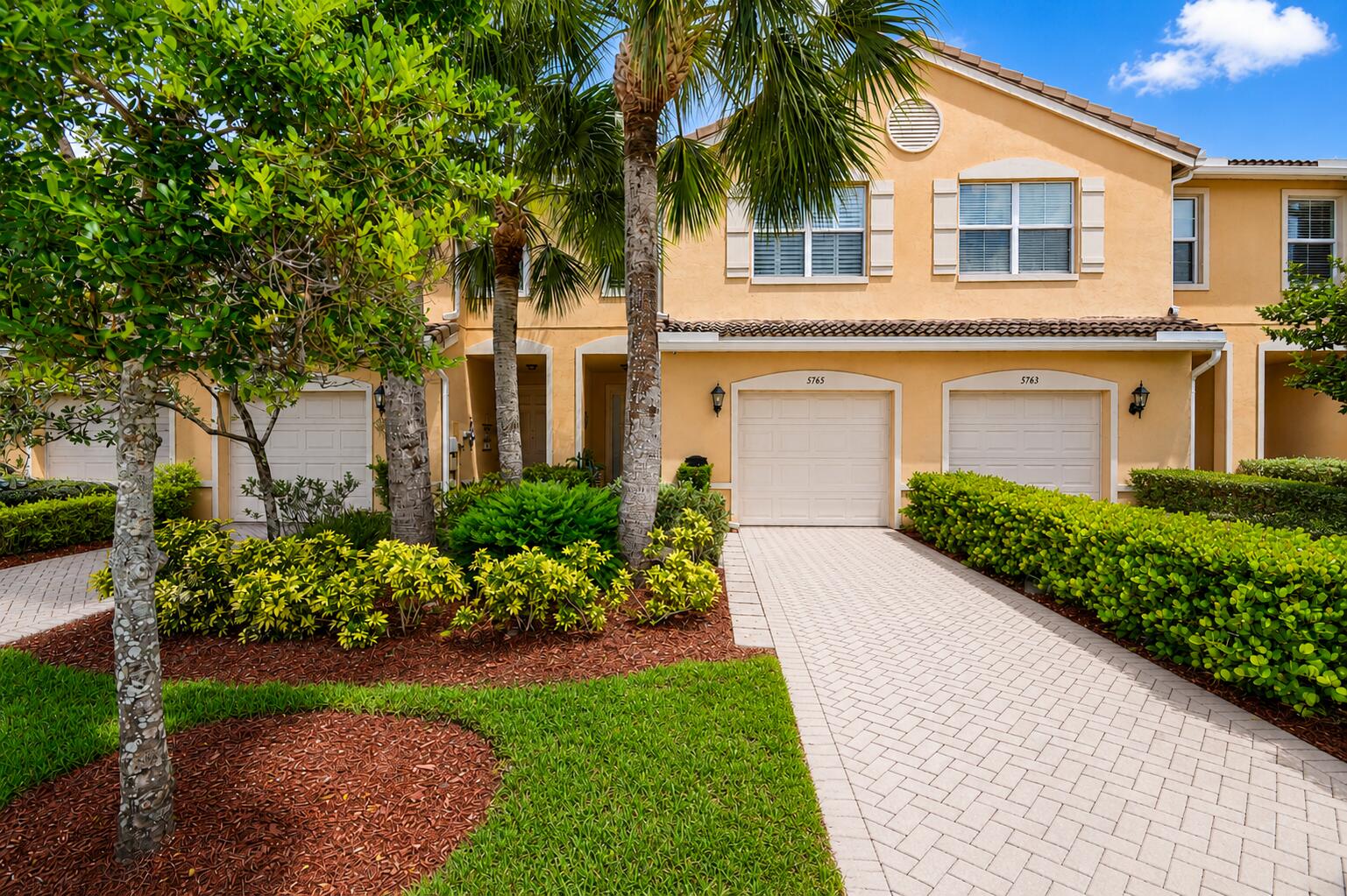 COLONY RESERVE AT LAKE WORTH - Residential