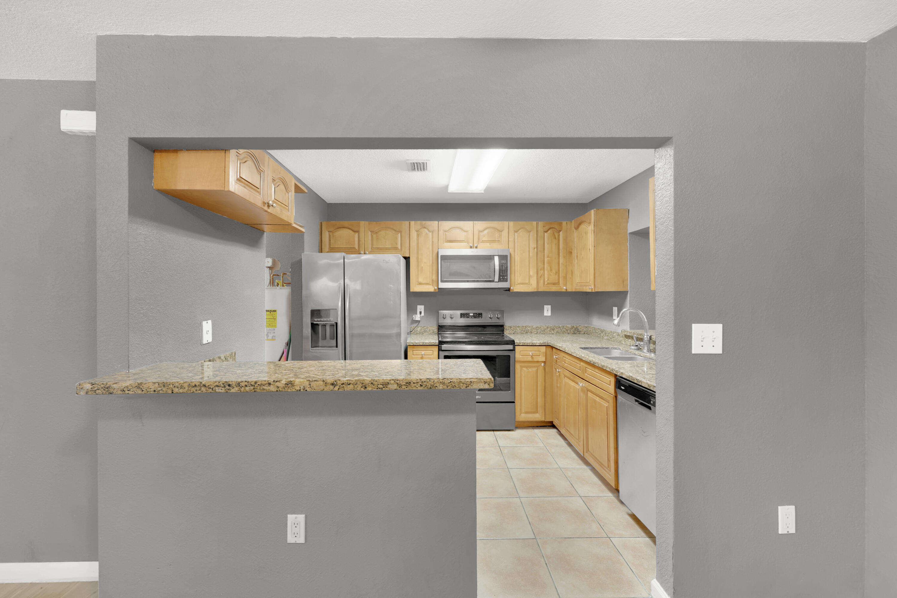 MEADOW WOOD MANOR SEC 3 - Residential