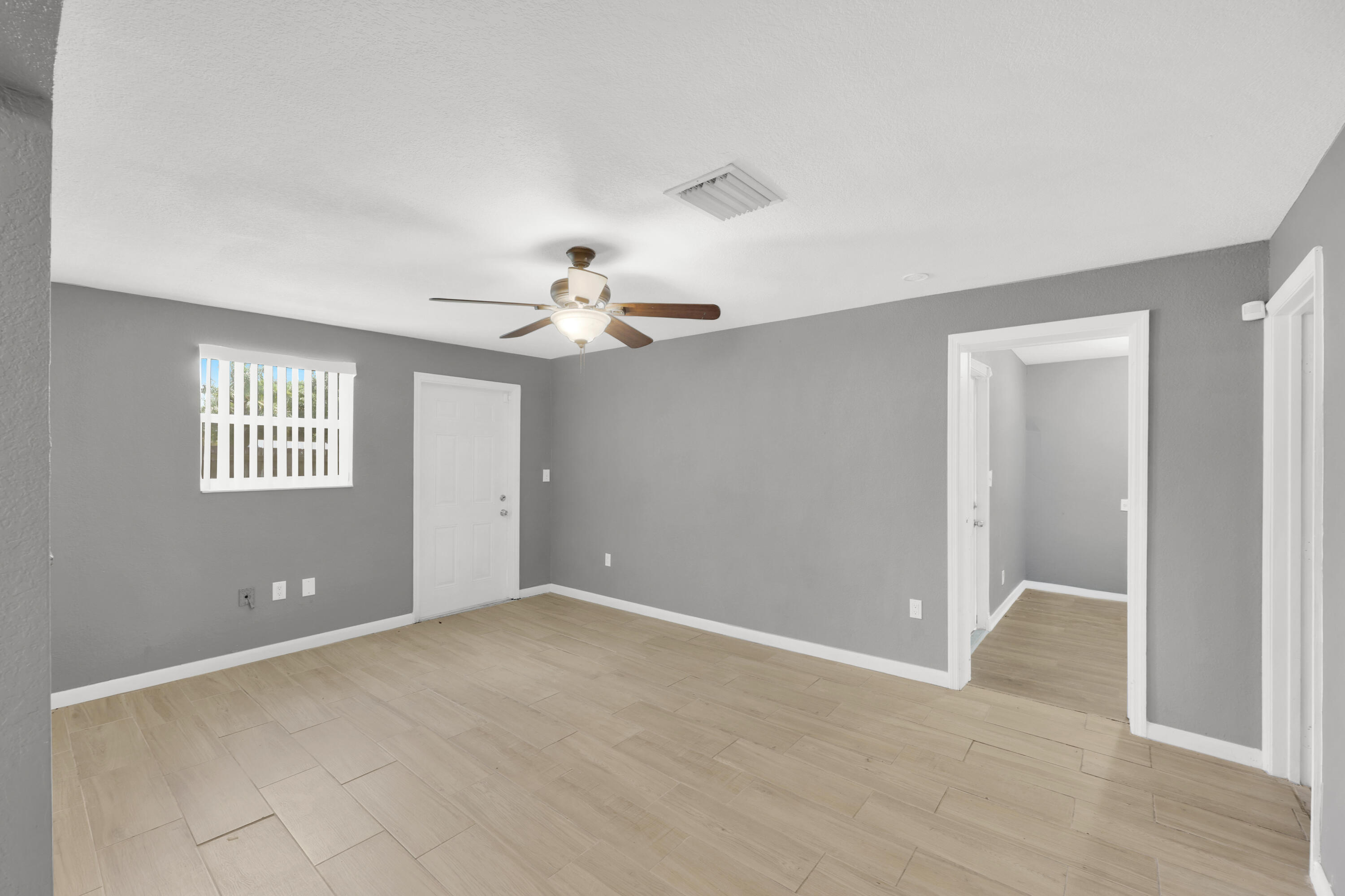 MEADOW WOOD MANOR SEC 3 - Residential