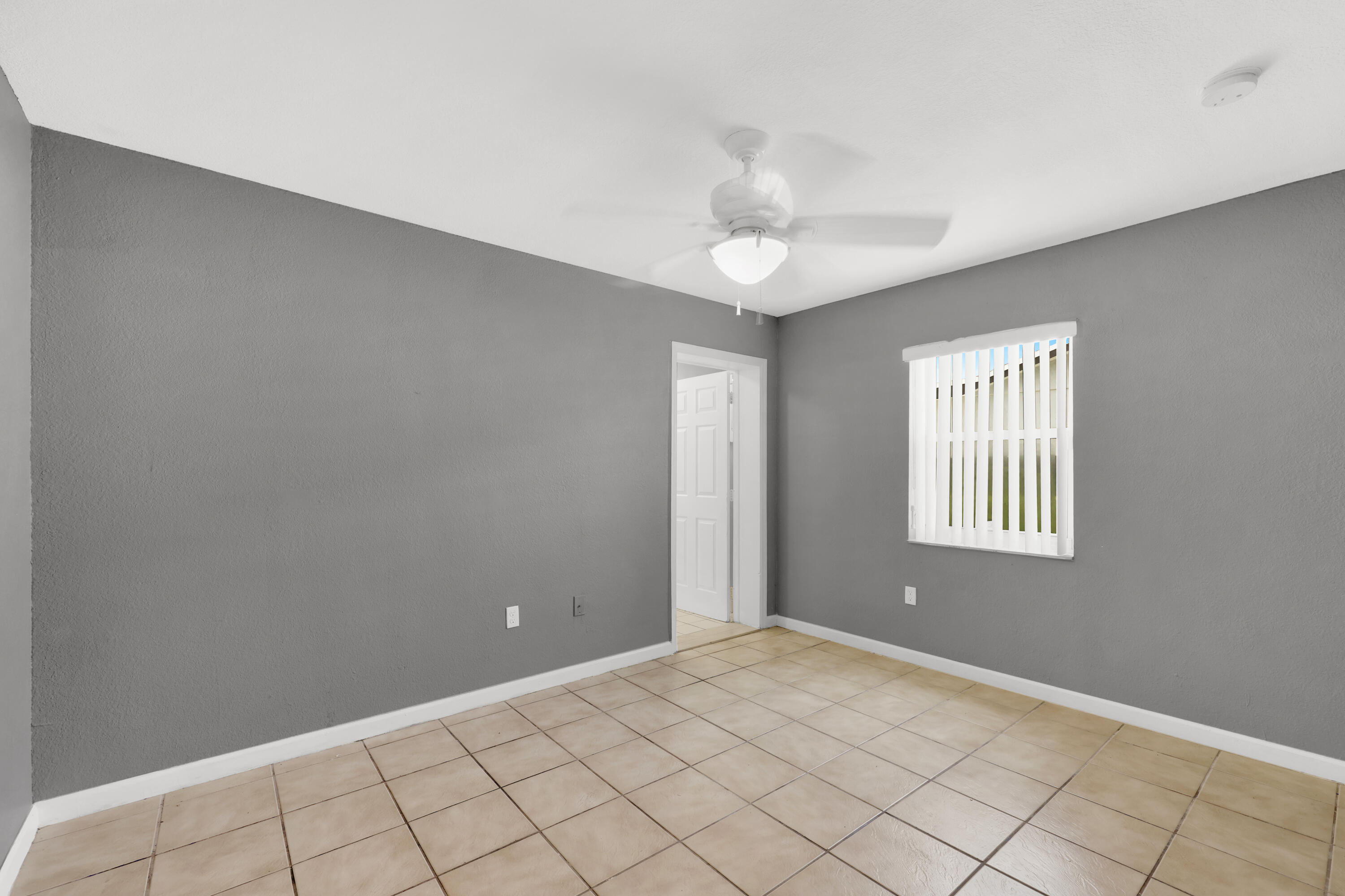 MEADOW WOOD MANOR SEC 3 - Residential