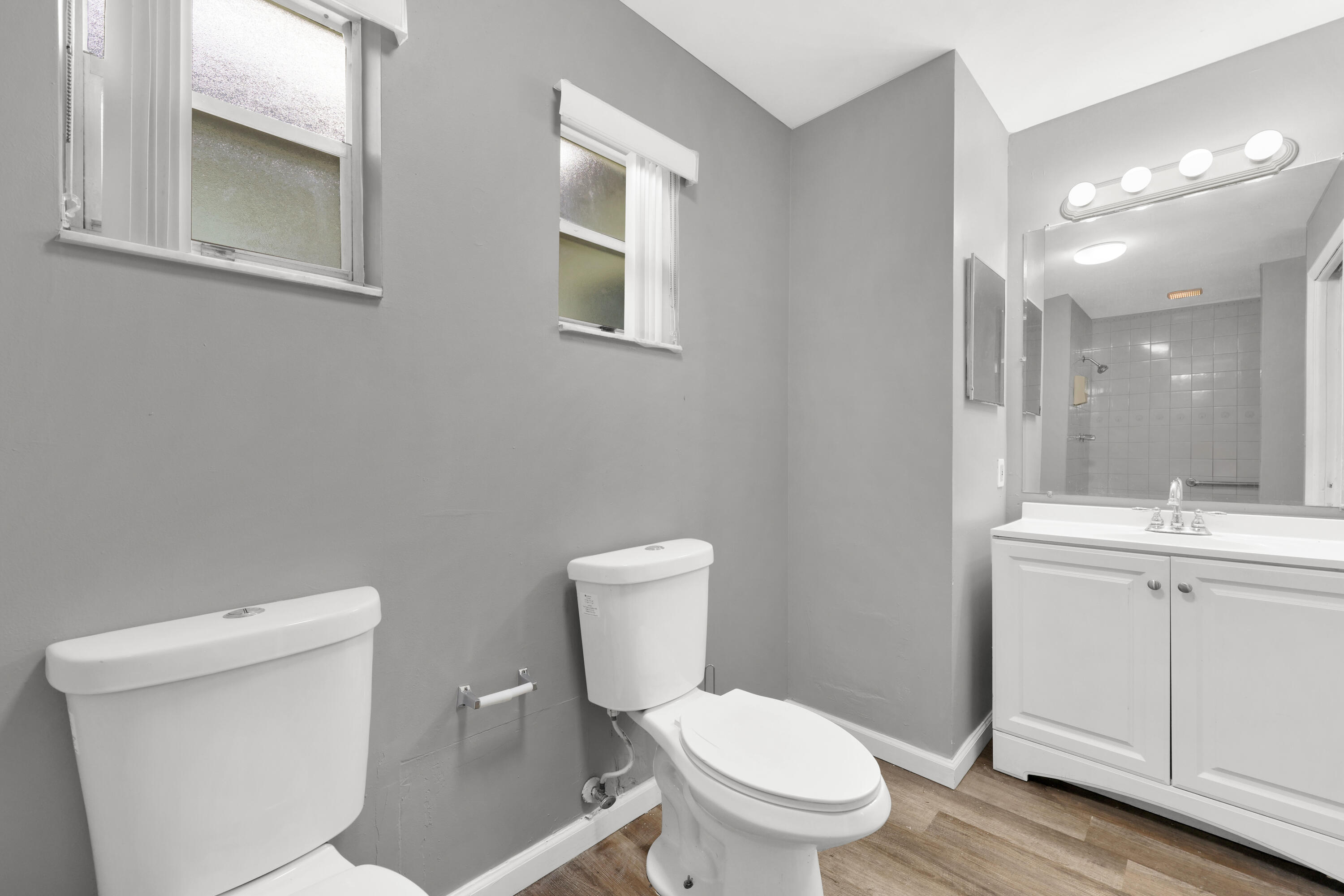 MEADOW WOOD MANOR SEC 3 - Residential