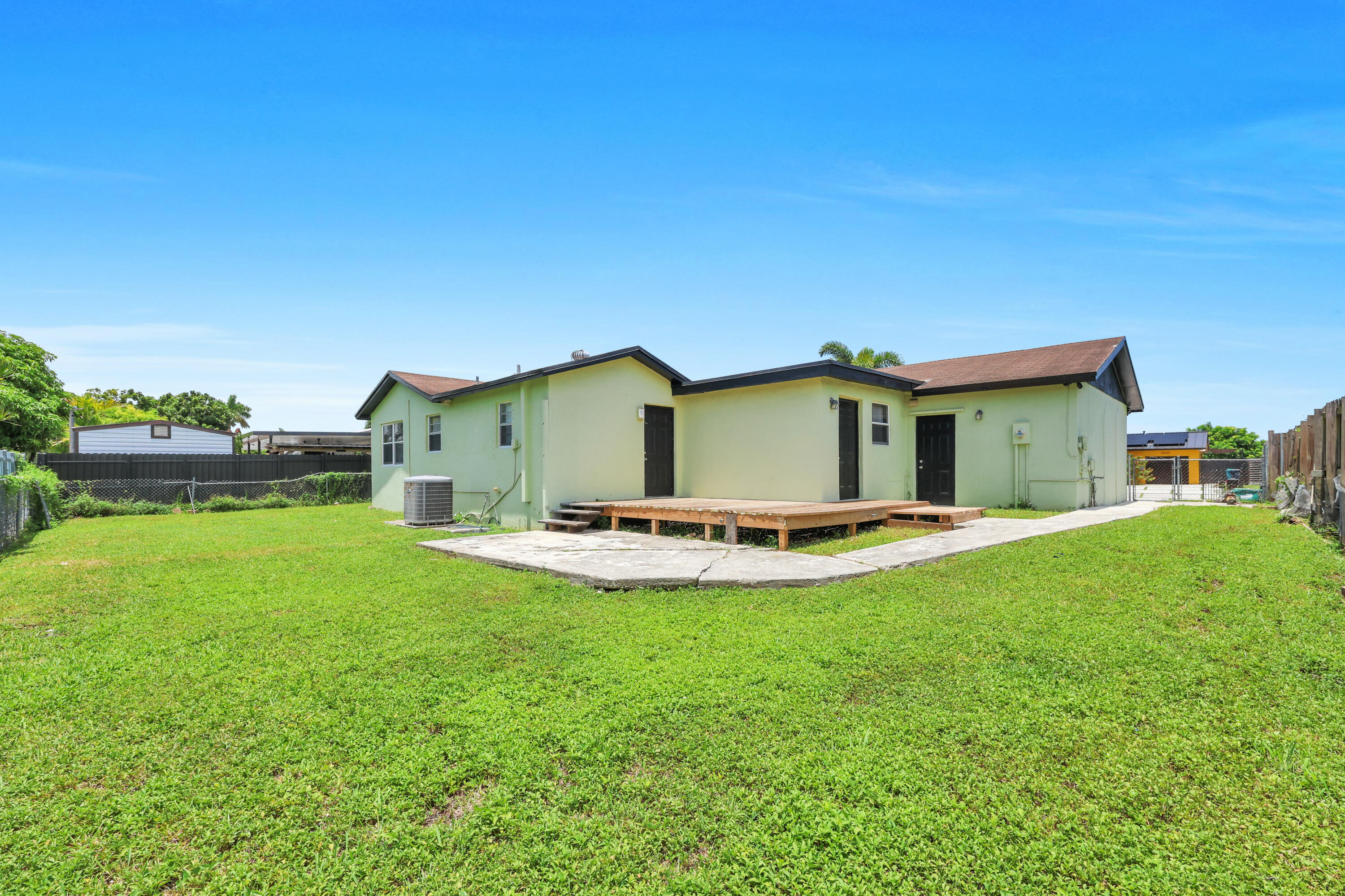 MEADOW WOOD MANOR SEC 3 - Residential