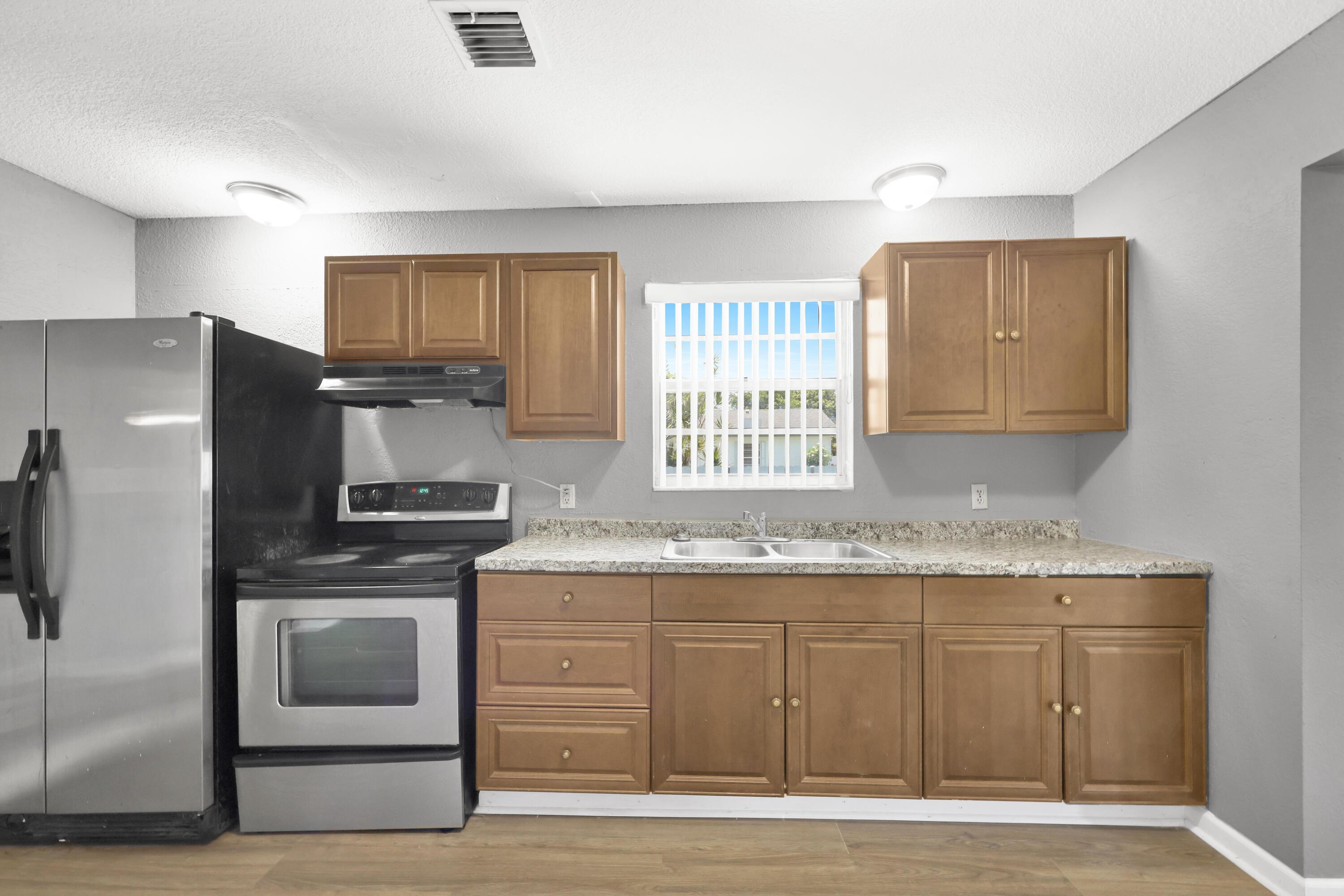 MEADOW WOOD MANOR SEC 3 - Residential