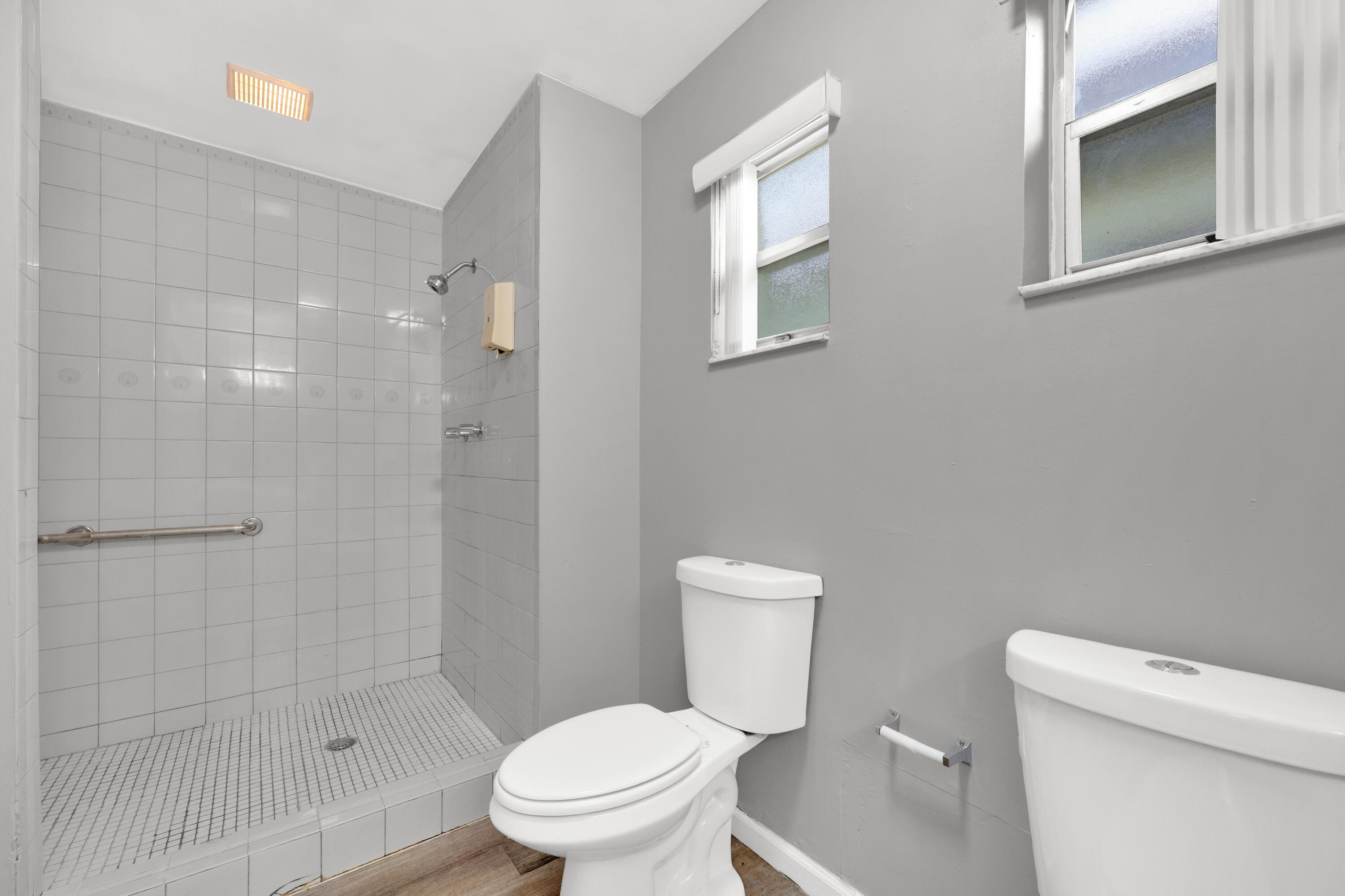 MEADOW WOOD MANOR SEC 3 - Residential