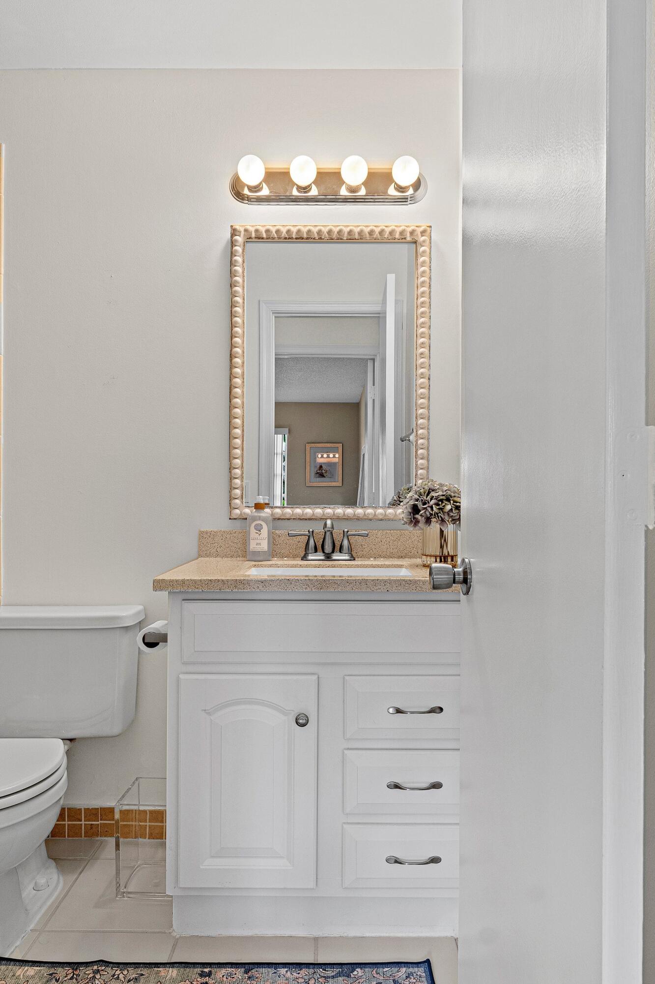 LIMETREE CONDO - Residential