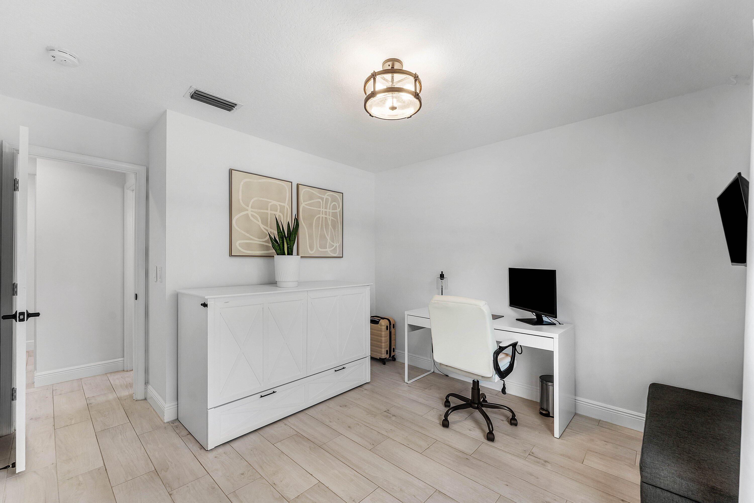 COCO LAKES - Residential